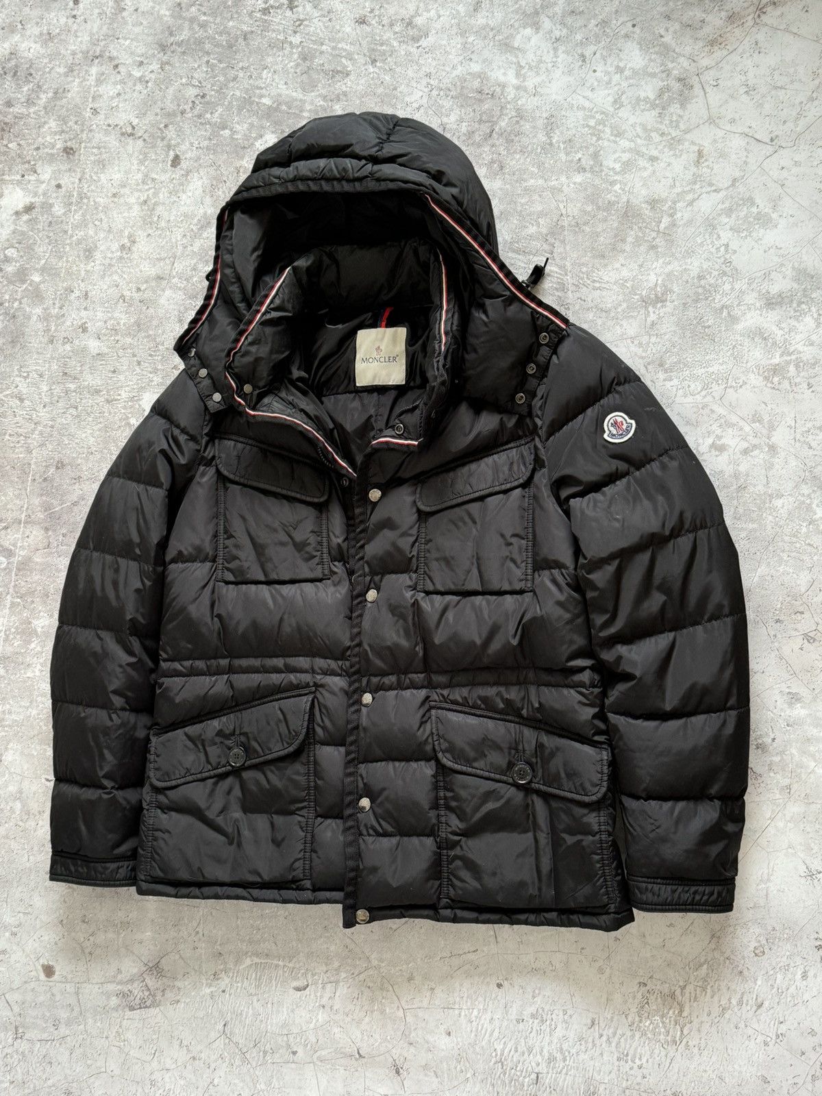 Moncler Moncler Millais puffer hooded jacket Size US L / EU 52-54 / 3 - 4 Thumbnail