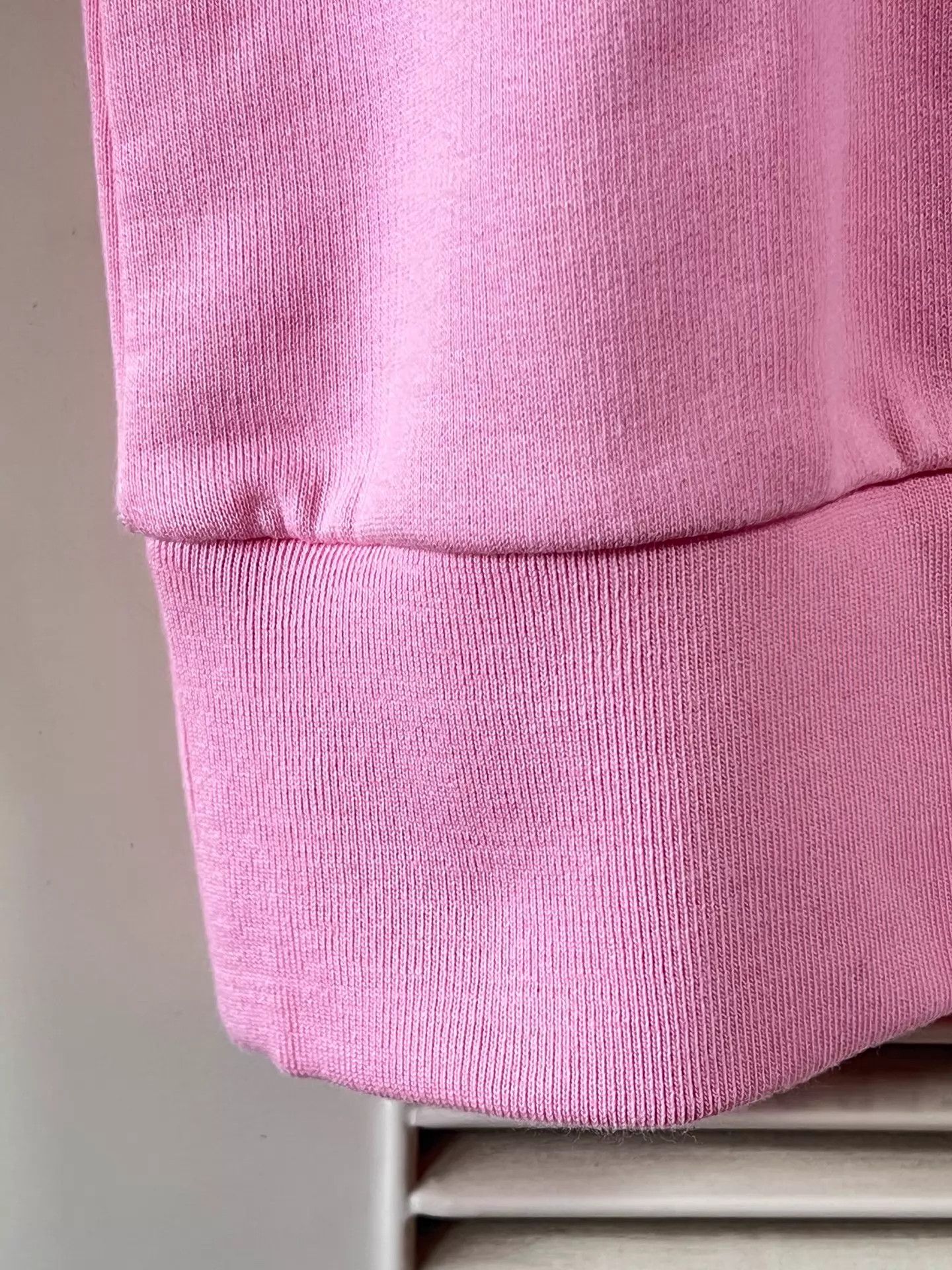 Gucci Gucci Women's Pink Logo Crewneck Sweatshirt M Size M / US 6-8 / IT 42-44 - 5 Thumbnail