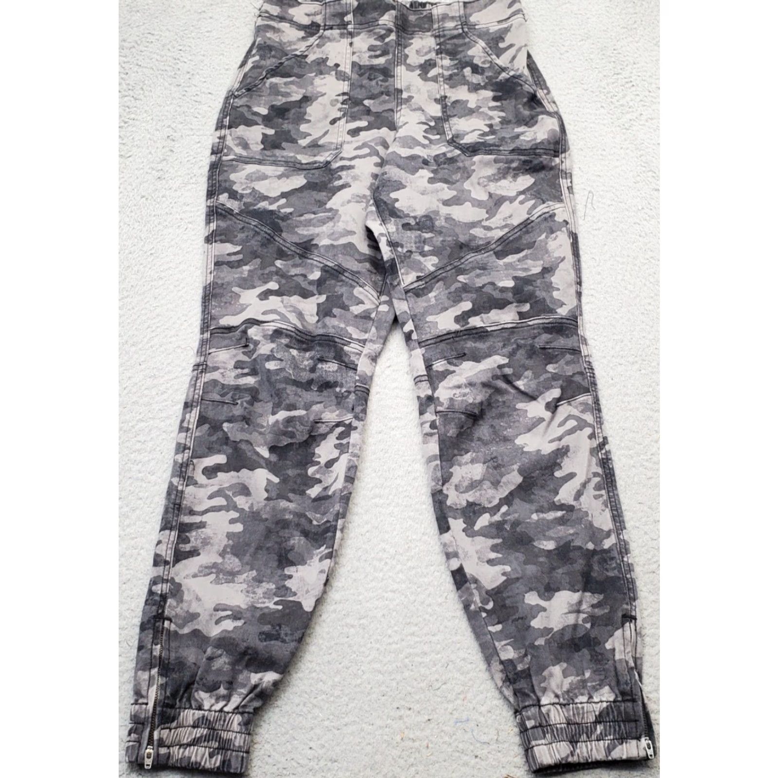 Spanx Spanx Jogger Pants Womens M Multicolor Camouflage Elastic Waist Pockets Tapered Regular Fit Casual Pants Size 32" / US 10 / IT 46 - 2 Thumbnail