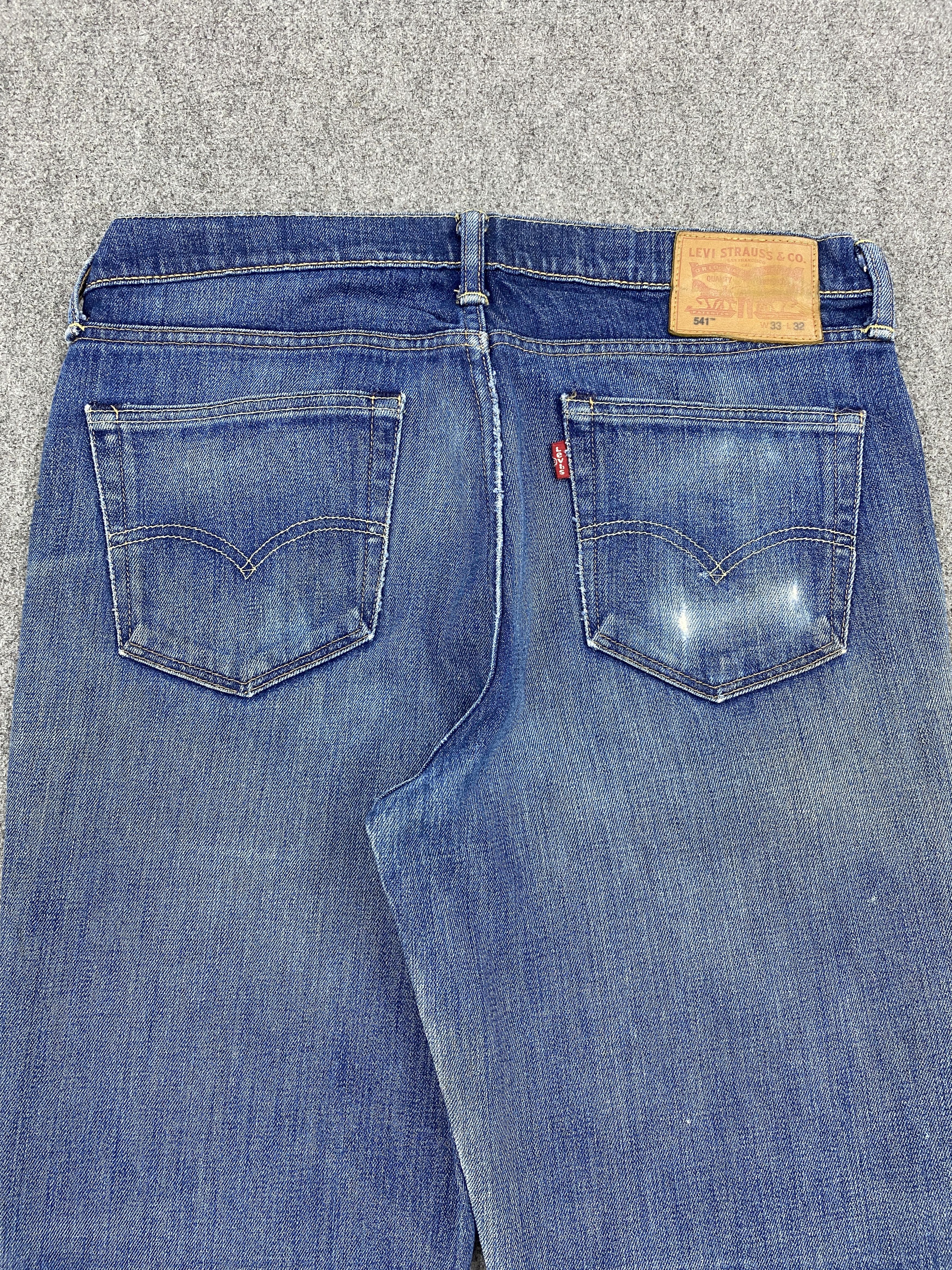 Levi's × Vintage Distressed Vintage Levi's 541 Denim Jeans Size US 34 / EU 50 - 4 Thumbnail