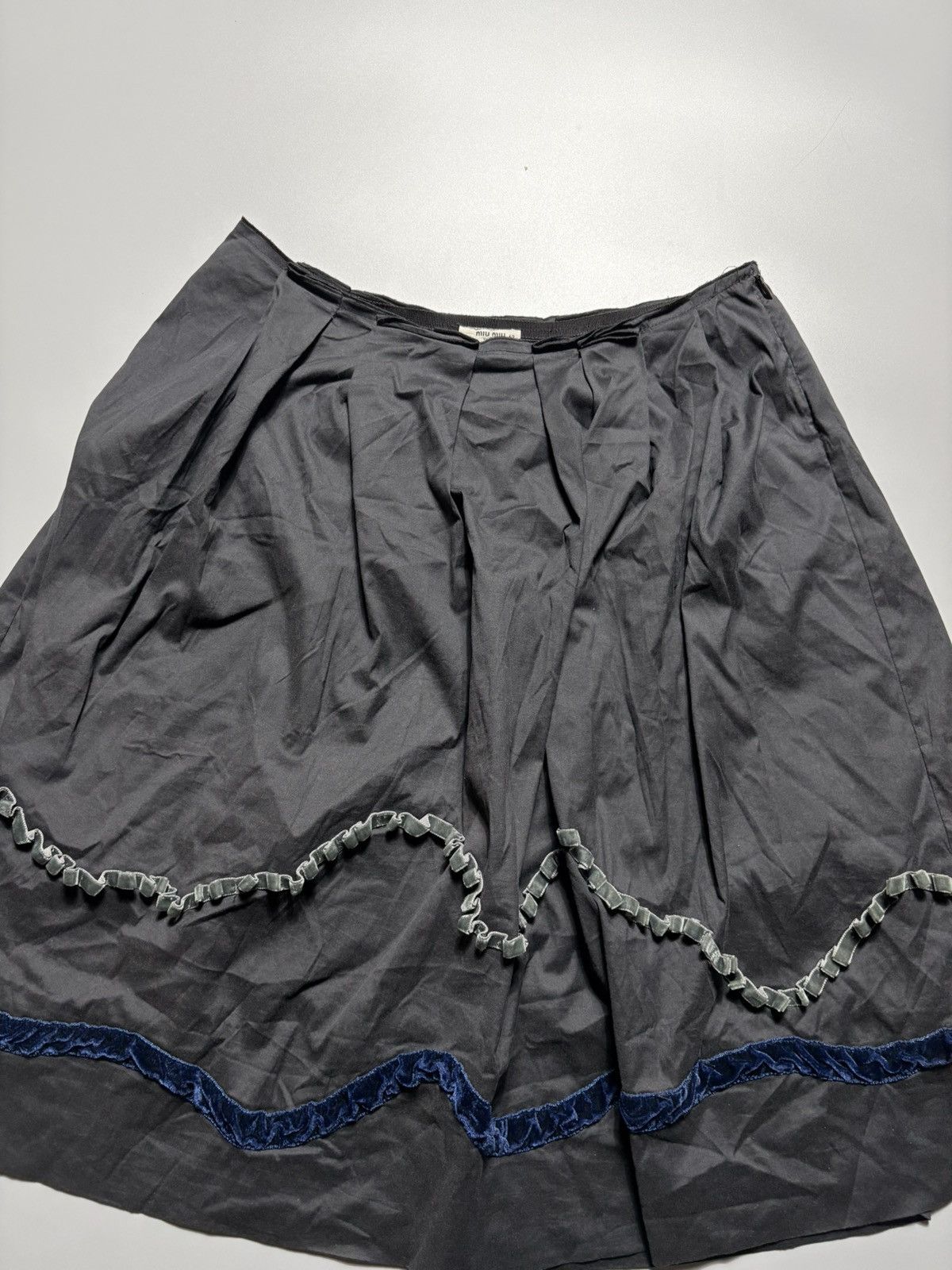 Miu Miu MIU - MIU PRADA RIBBON MIDI SKIRT Size 28" / US 6 / IT 42 - 5 Thumbnail
