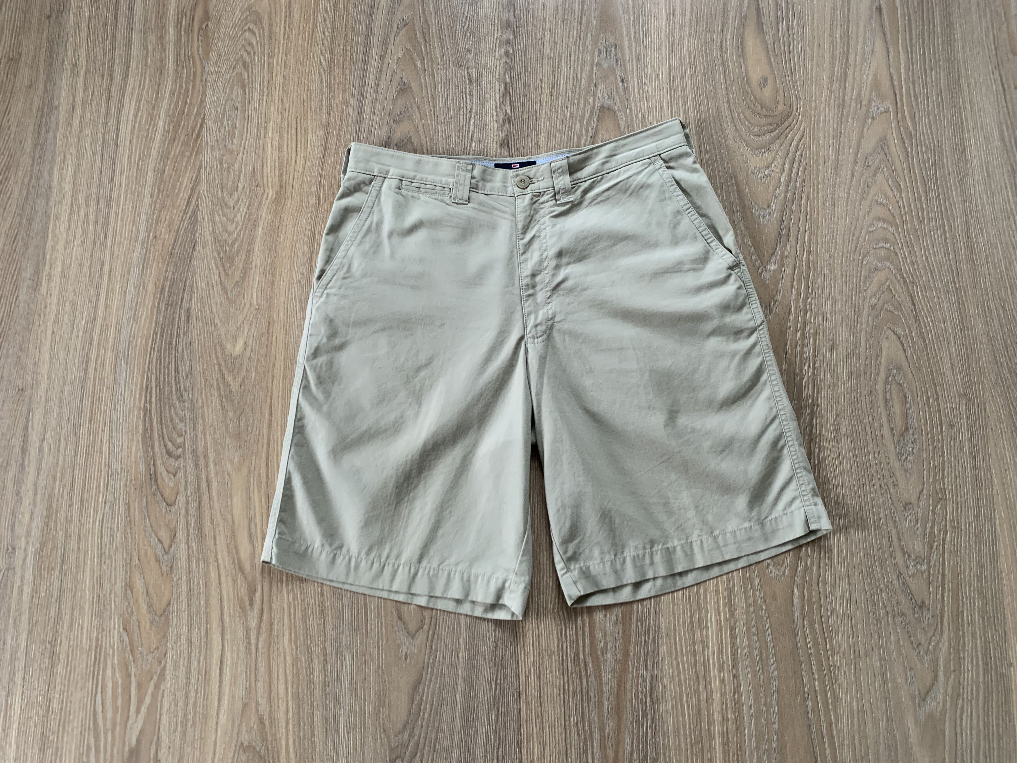 Marks & Spencer Marks & Spencer Casual Cotton Chino Shorts Size US 34 / EU 50 - 1 Thumbnail