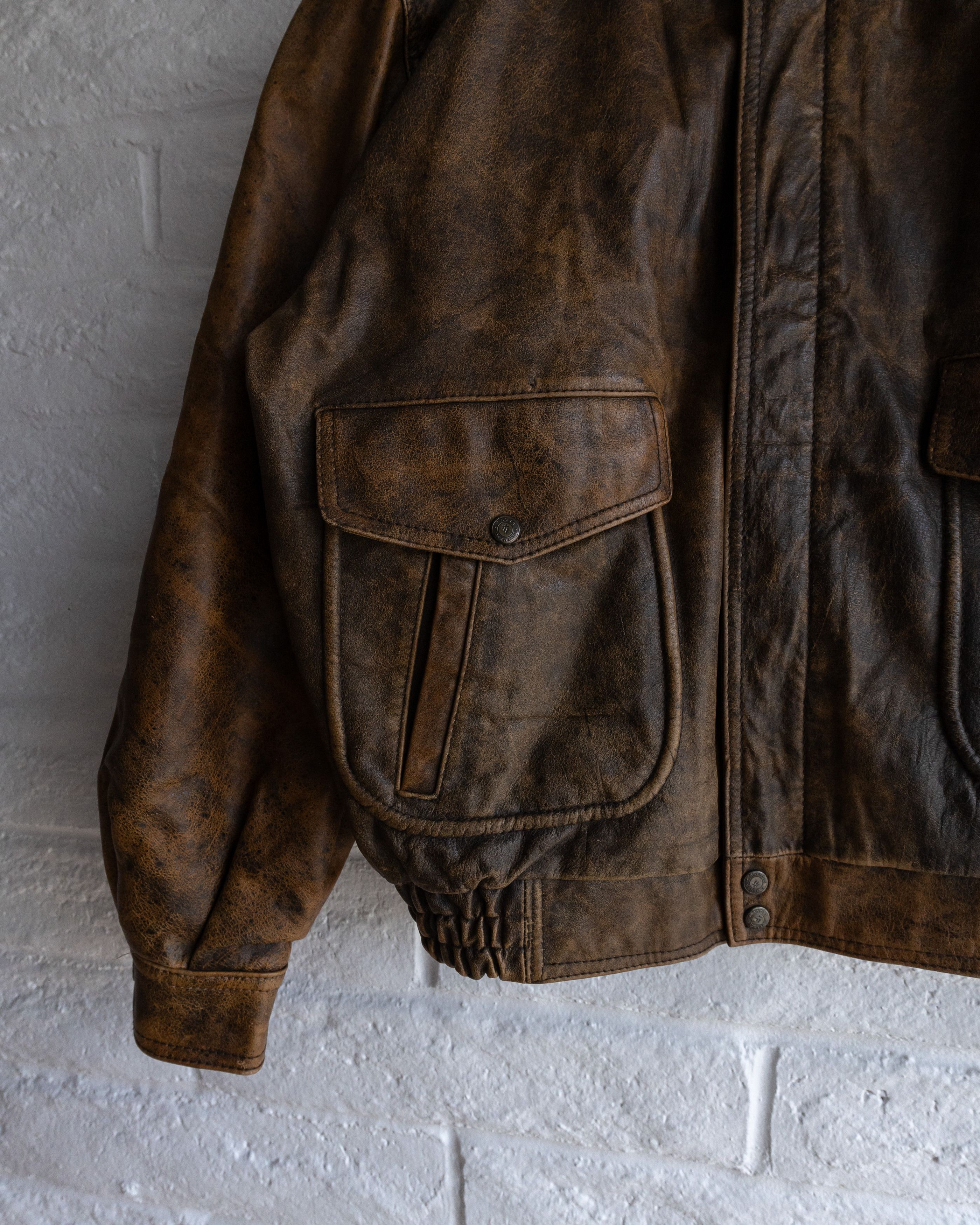 Leather Vintage A2 Leather Bomber Jacket Brown Men's XL Aviator Size US XL / EU 56 / 4 - 3 Thumbnail
