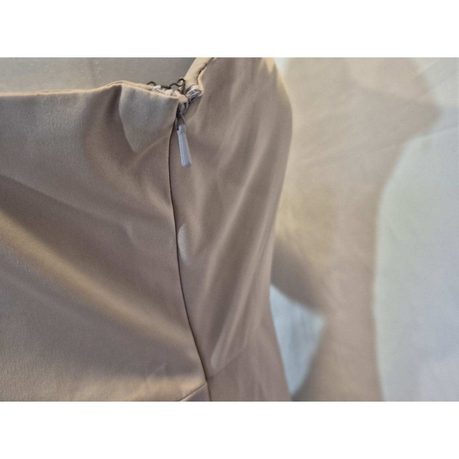 Karen Millen New W/Tags Karen Millen Sculptural Cocktail Party Dress US 8 Size M / US 6-8 / IT 42-44 - 9 Thumbnail