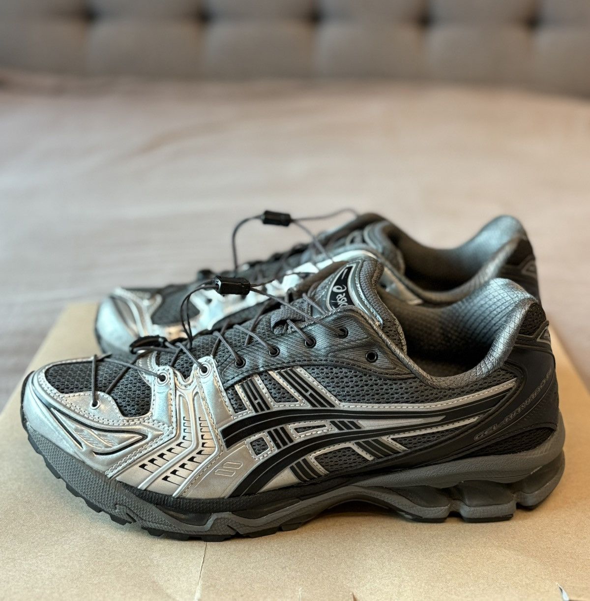 Asics UNAFFECTED × Asics Gel-Kayano 14 "Silver Moon" Size US 11 / EU 44 - 2 Thumbnail