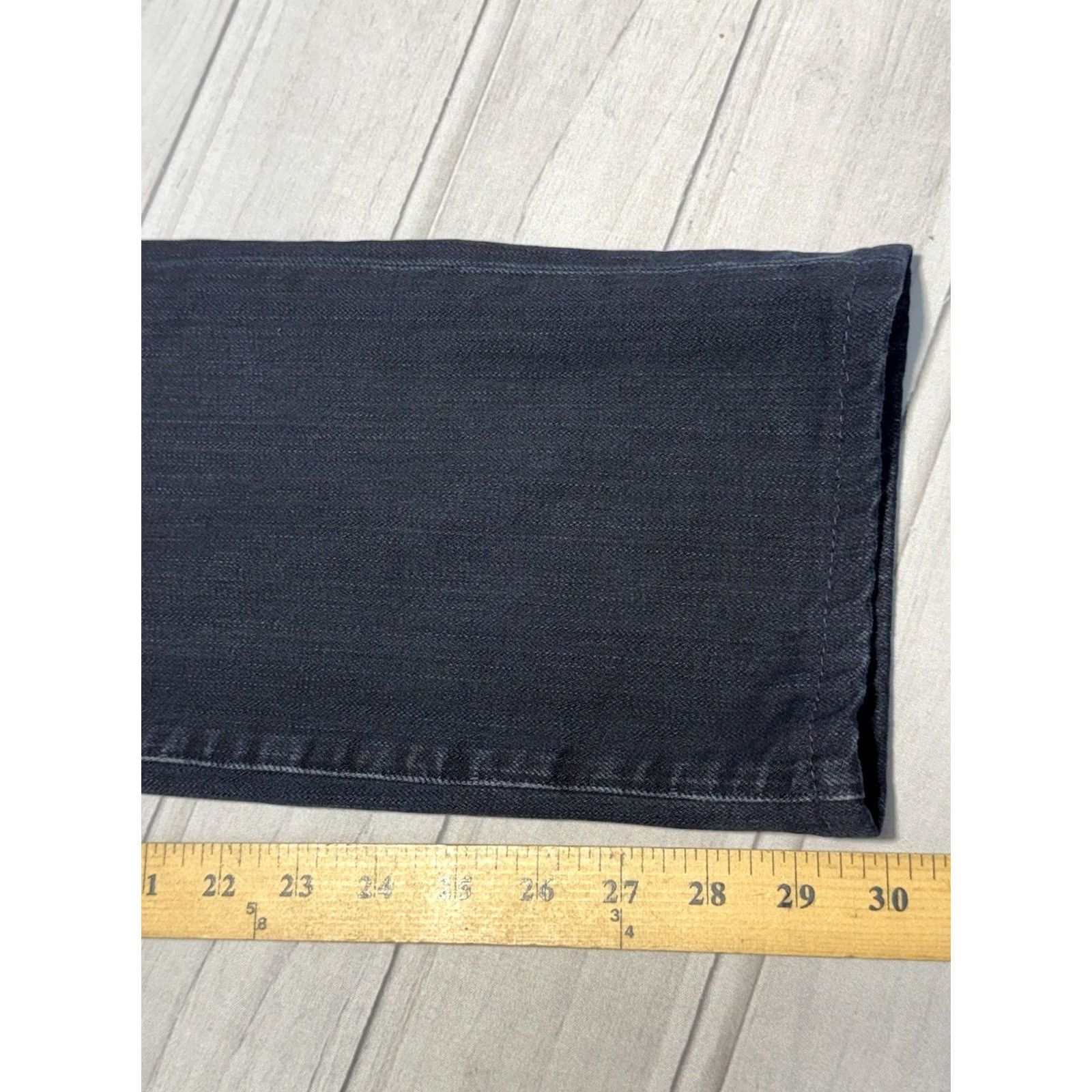 Vintage Notify Jeans Mens 34x32 Blue Denim Straight Leg Jeans Made in Italy Size 34 Regular Inseam 32 Navy Blue Logo Zipper Rise Mid 8.5-10.5"} Size 24" / US 00 / IT 34 - 8 Thumbnail