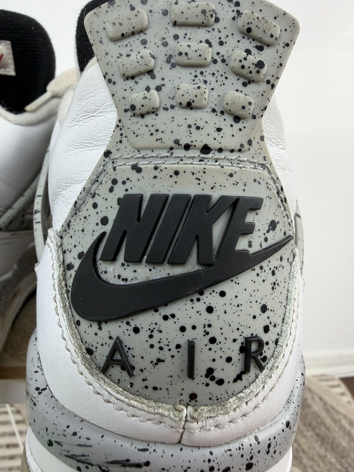 Jordan Brand Nike Jordan white cement 2016 8US Size US 8 / EU 41 - 8 Thumbnail