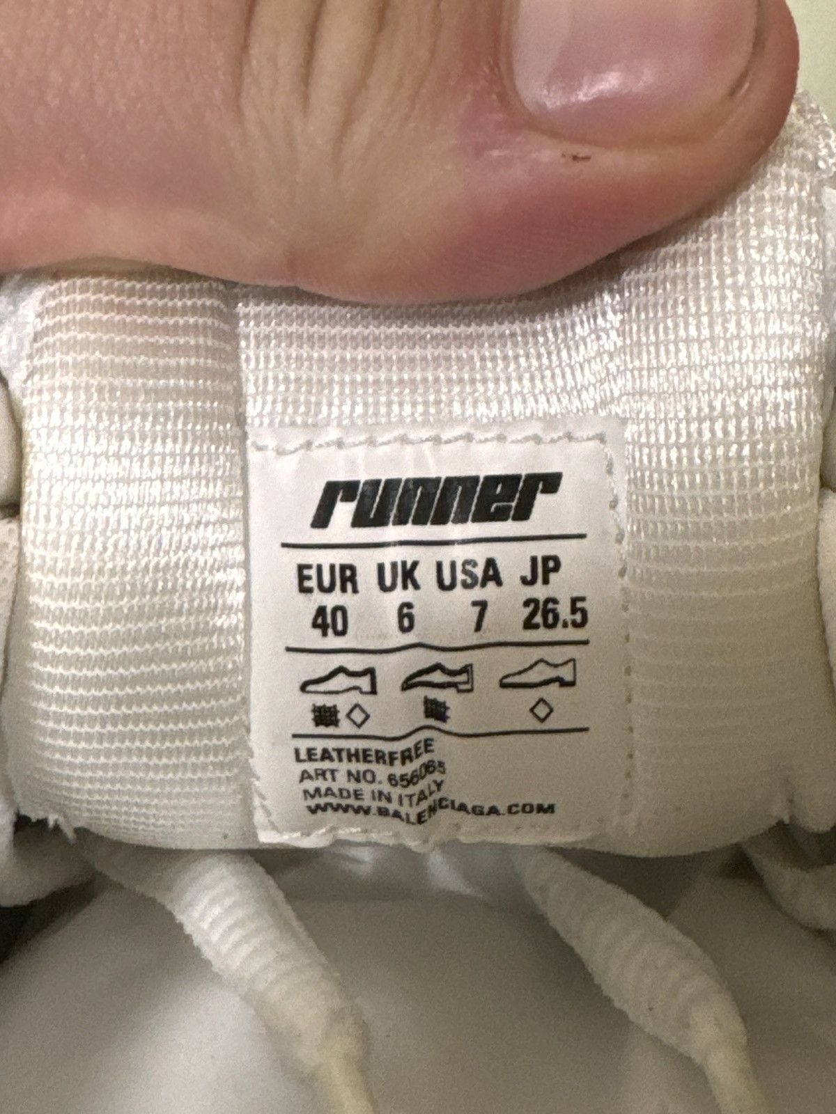 Balenciaga Balenciaga White Runner 40 Size US 7 / EU 40 - 4 Thumbnail
