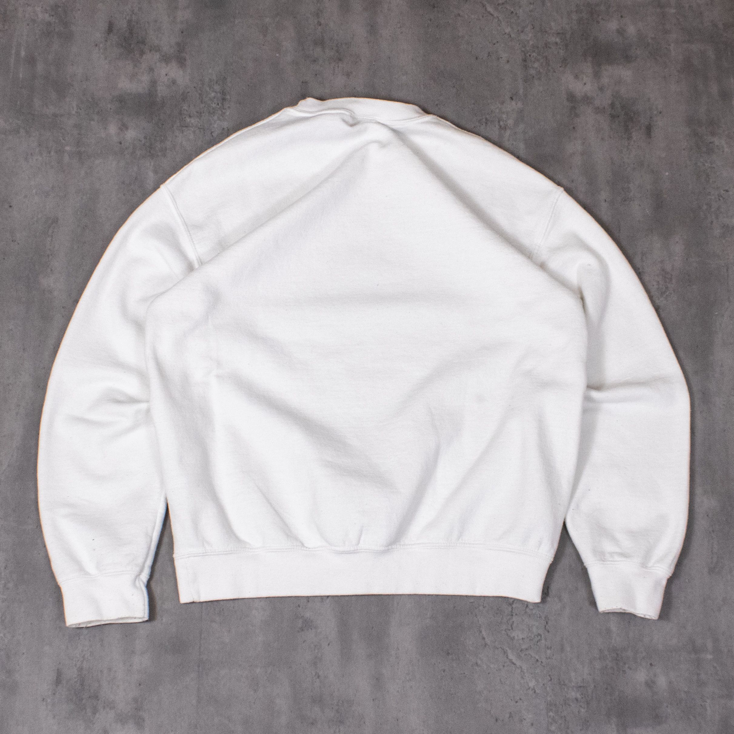 Vintage VTG Y2K 2000's Ice Queen Boxy White Crewneck Sweater Size US M / EU 48-50 / 2 - 8 Thumbnail