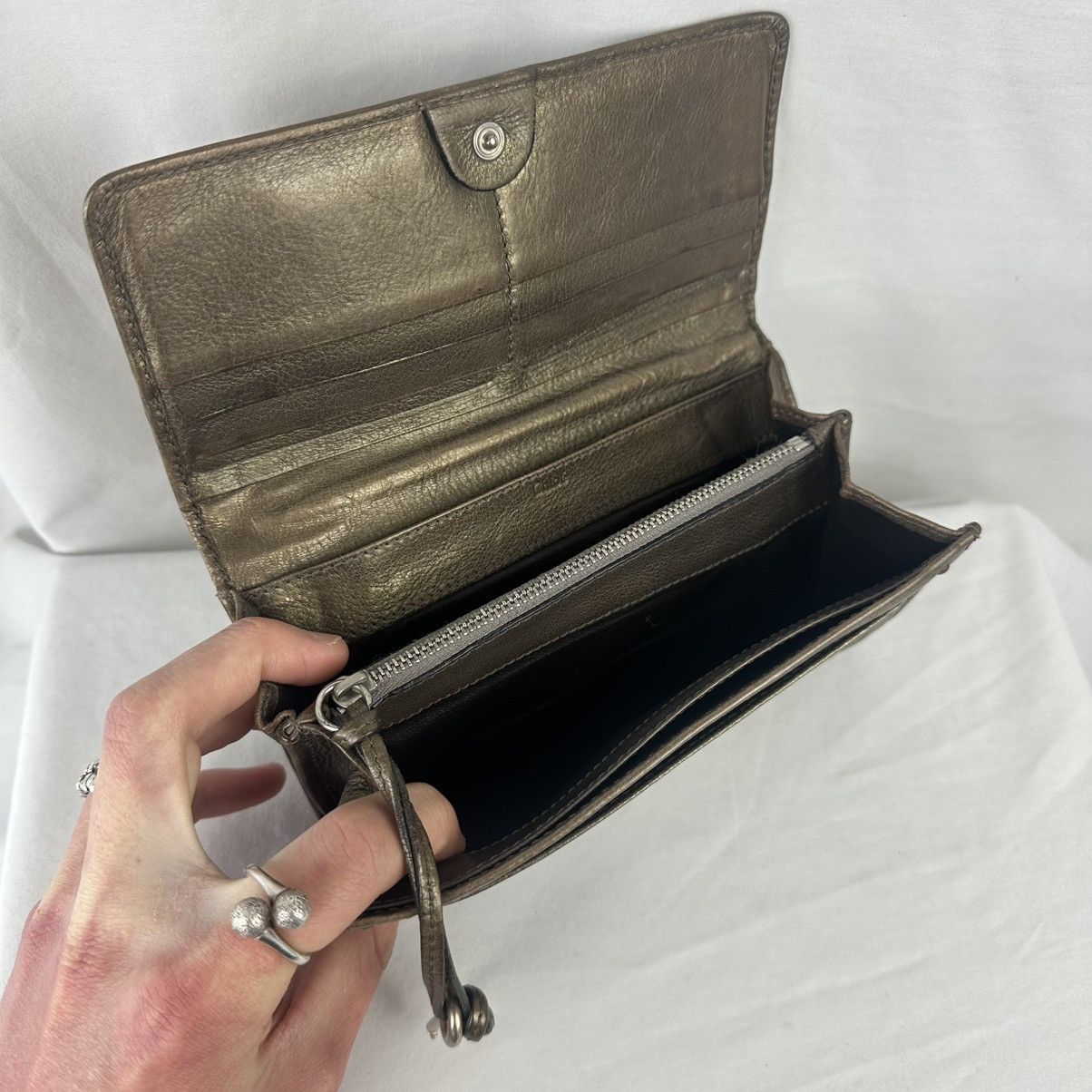 Chloe Vintage Authentic Chloe Paddington Leather Wallet Bronze Size ONE SIZE - 7 Thumbnail
