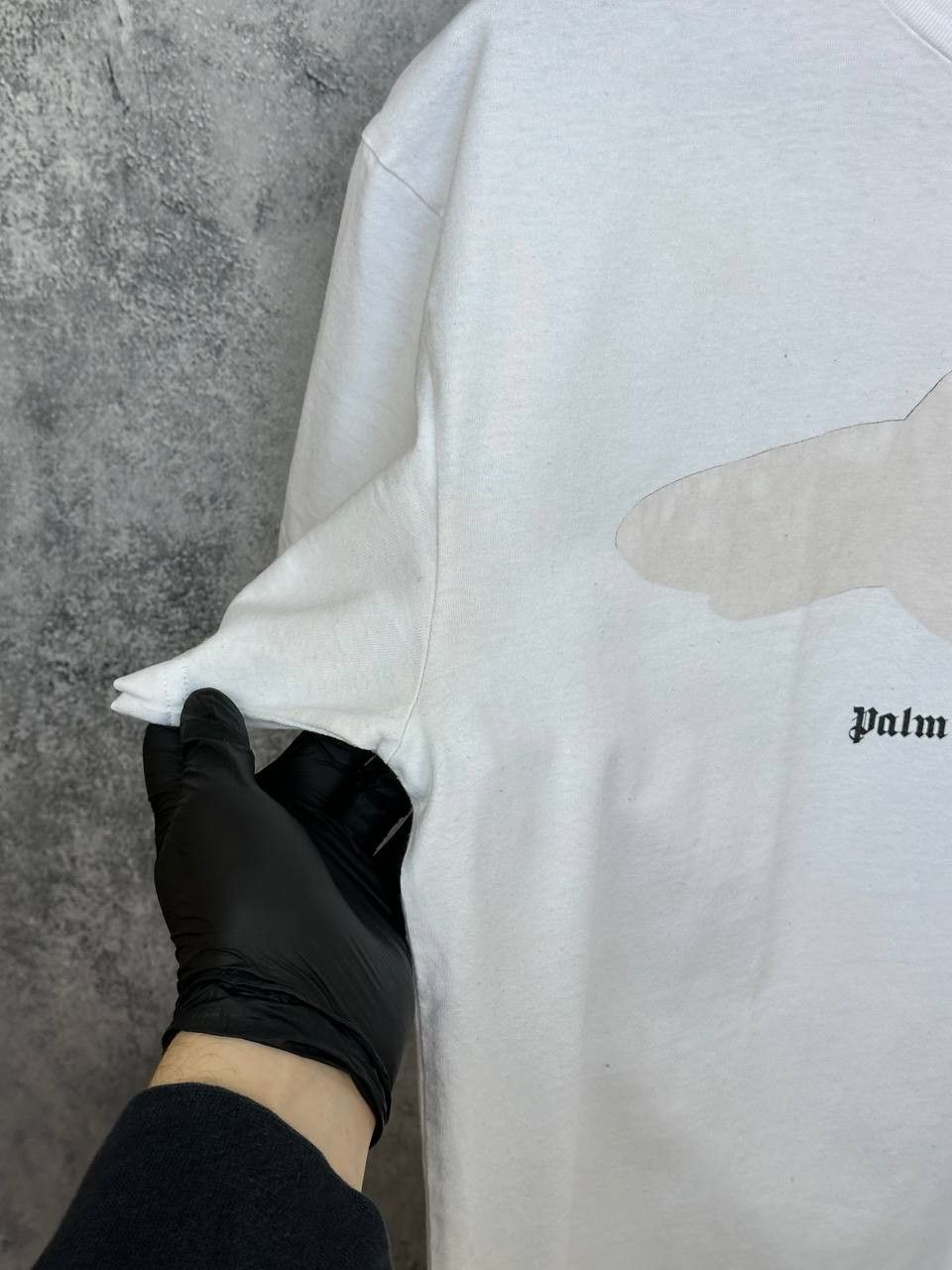 Palm Angels Palm Angels Shark Logo Tee White Big Back Logo T-Shirt Size US S / EU 44-46 / 1 - 8 Thumbnail