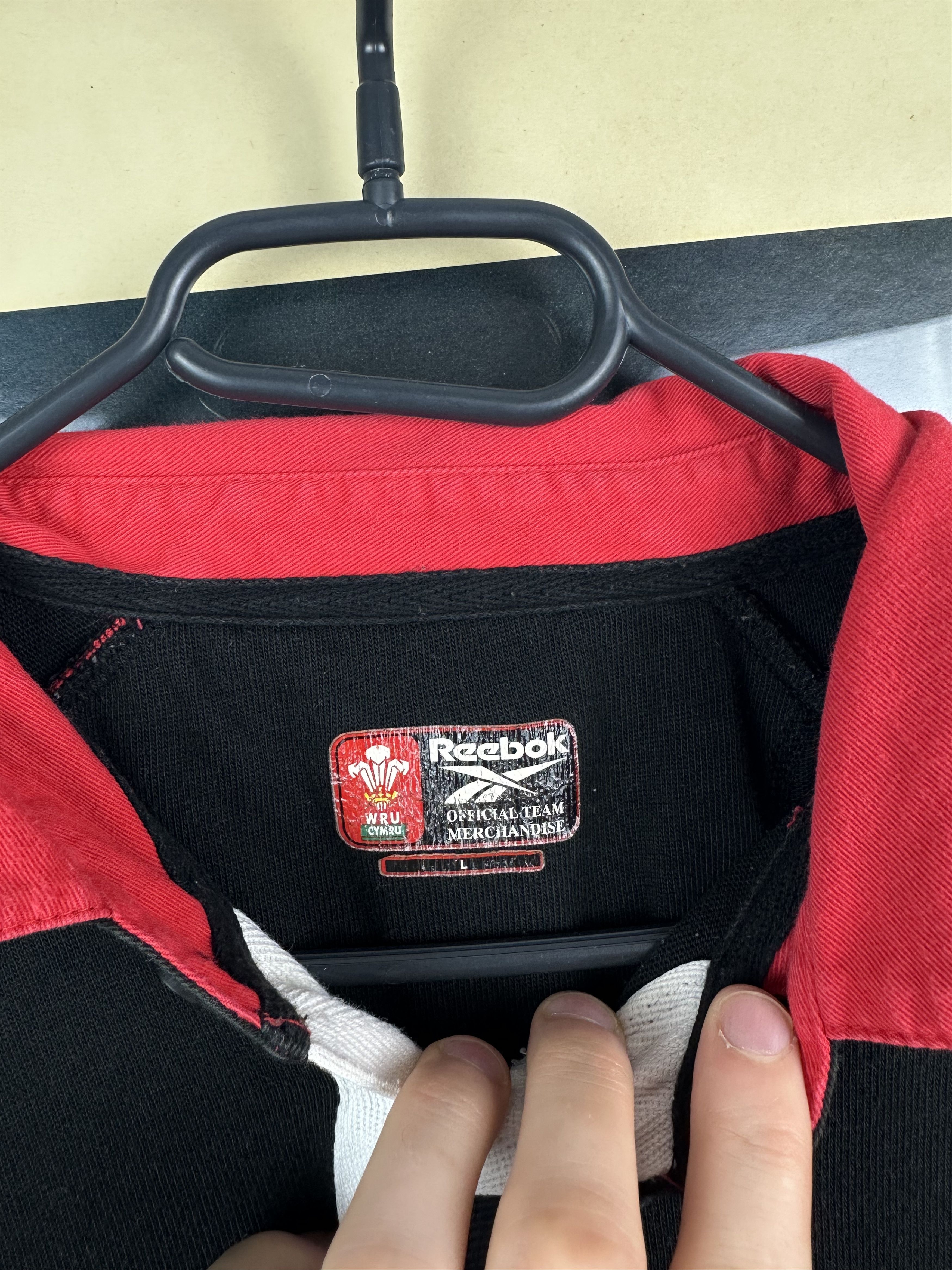 Vintage Vintage Wales Rugby Jersey Rare Reebok Hype Sport Size US L / EU 52-54 / 3 - 5 Thumbnail