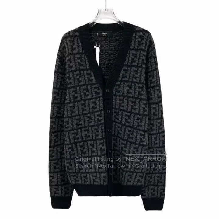 Fendi Fendi Logo All-Over Print Cashmere V-Neck Cardigan. Size US L / EU 52-54 / 3 - 1 Thumbnail
