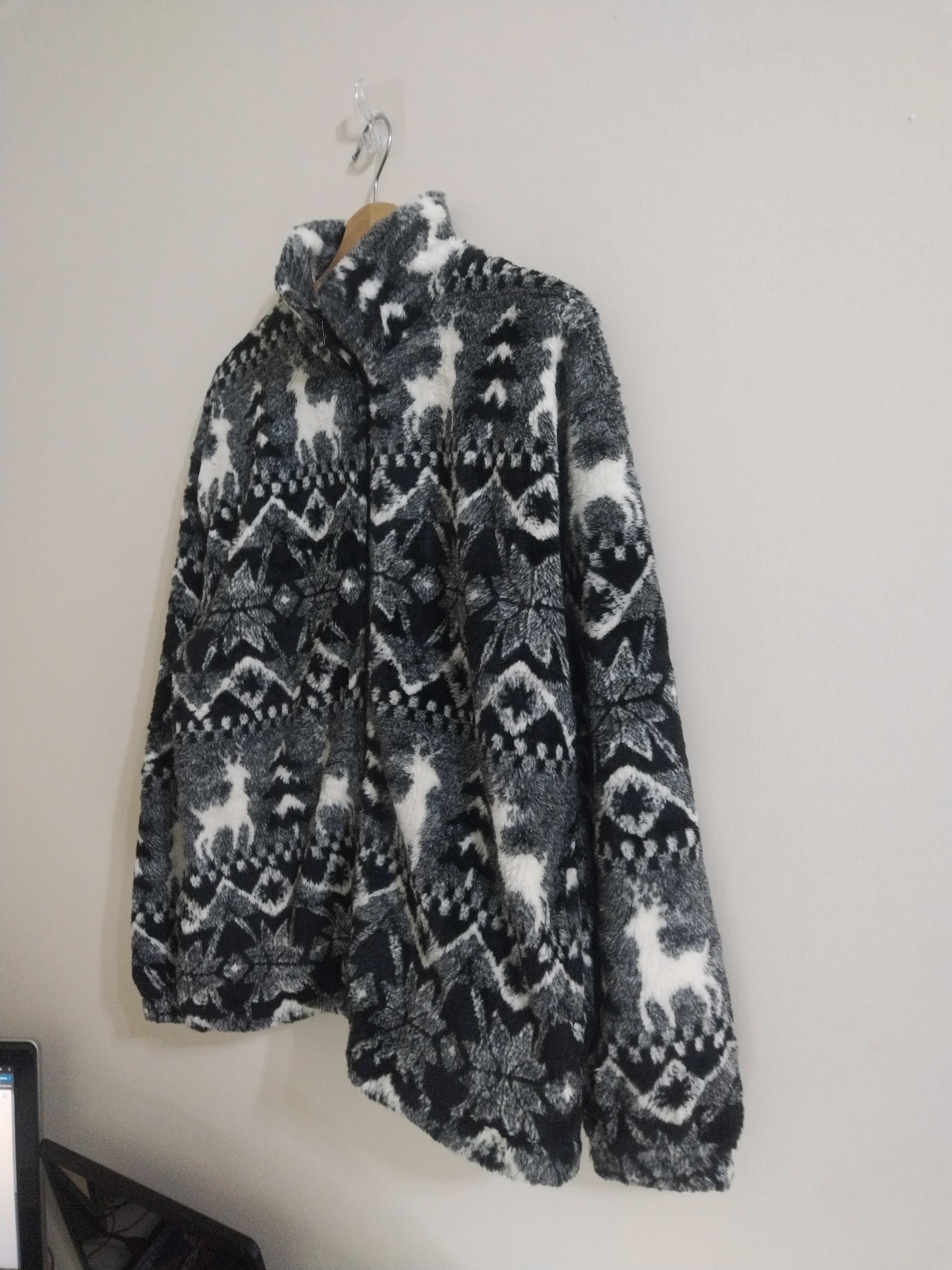 NAVAJO WOOL BLACK WHITE KAPITAL INSPIRED