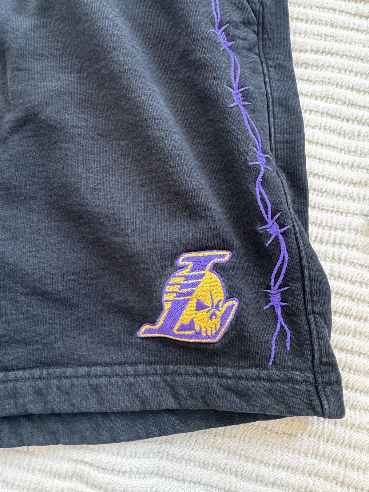 NBA × Warren Lotas Warren Lotas Shorts Size US 32 / EU 48 - 2 Thumbnail