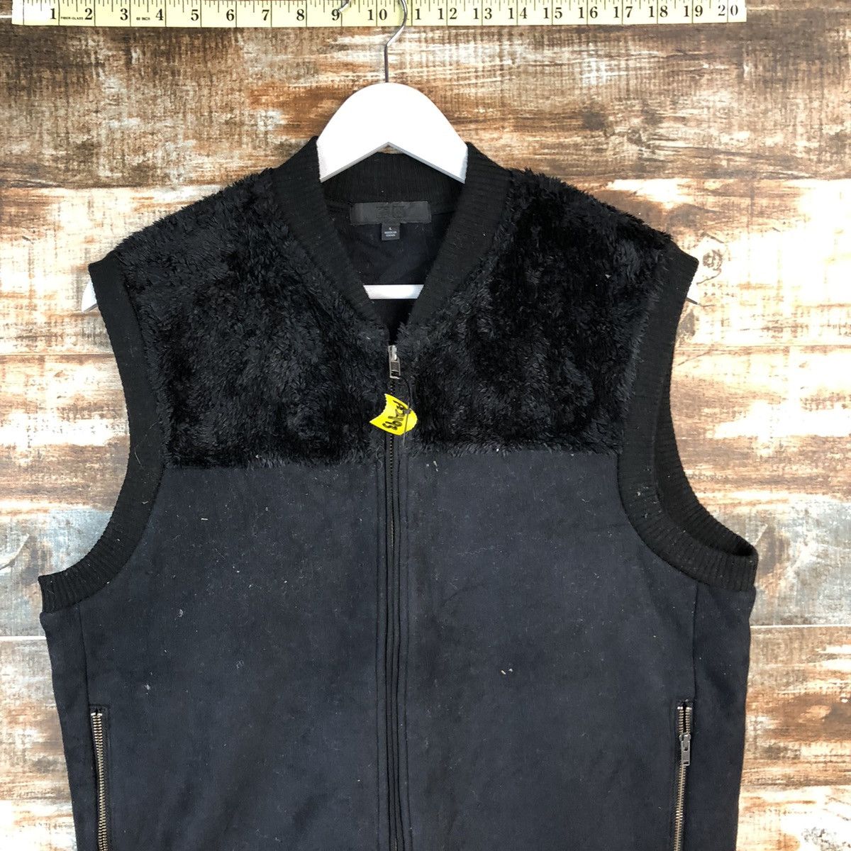 Uniqlo Uniqlo Black vintage fur japan Vest #A2193 Size US M / EU 48-50 / 2 - 5 Thumbnail
