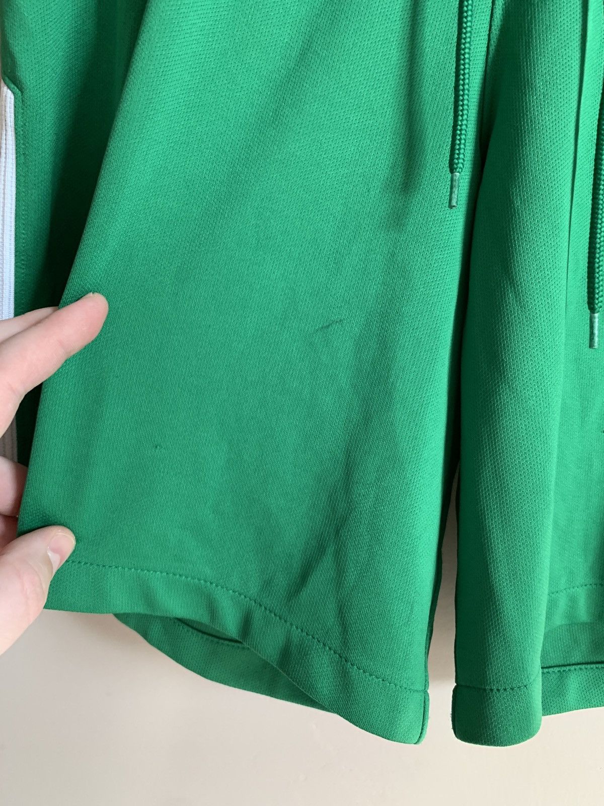 Nike Manchester City goalkeeper Nike soccer football shorts green Size US 34 / EU 50 - 4 Thumbnail
