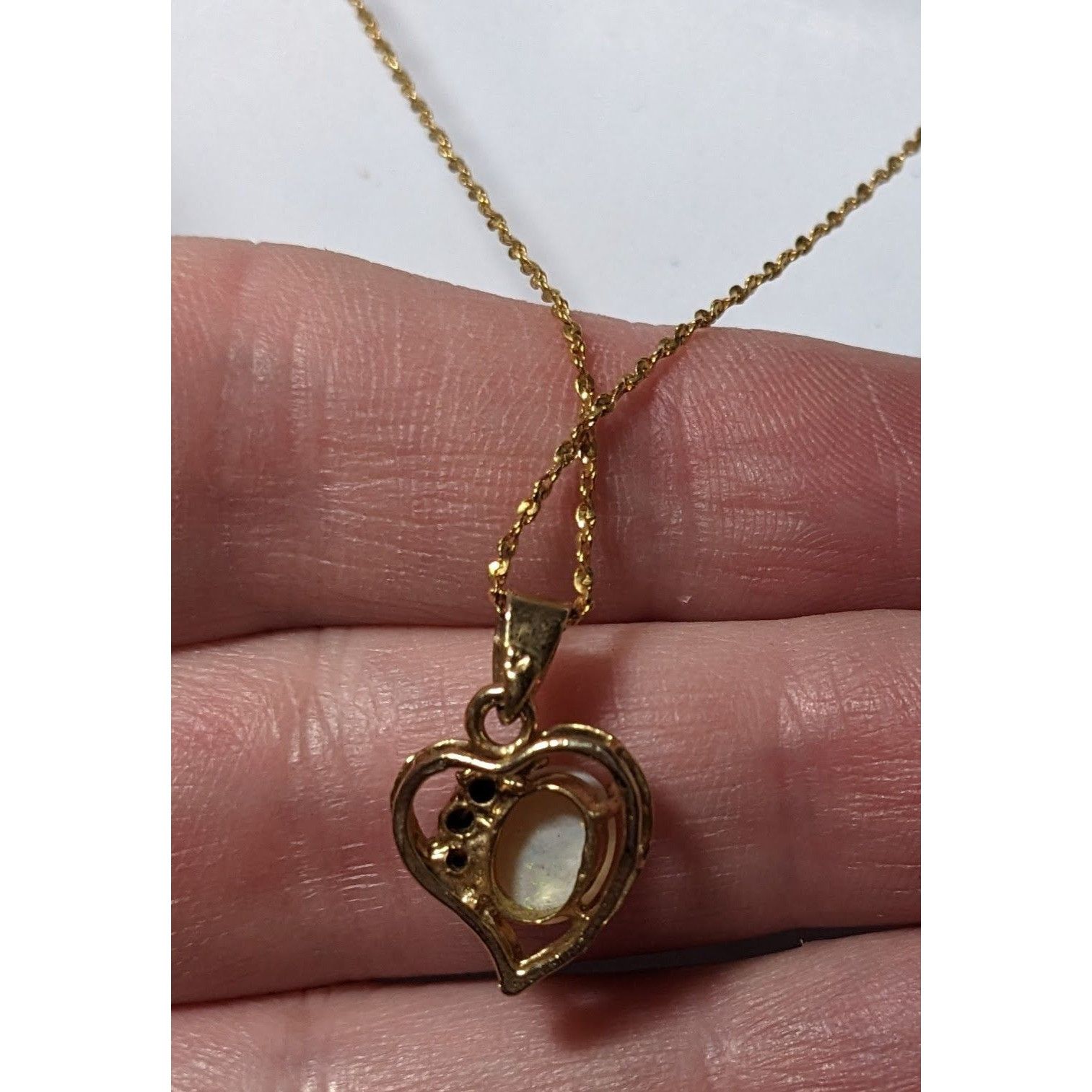 Other Nakagawa Corporation Gold Tone Opal Gemmed Heart Necklace Size ONE SIZE - 7 Thumbnail