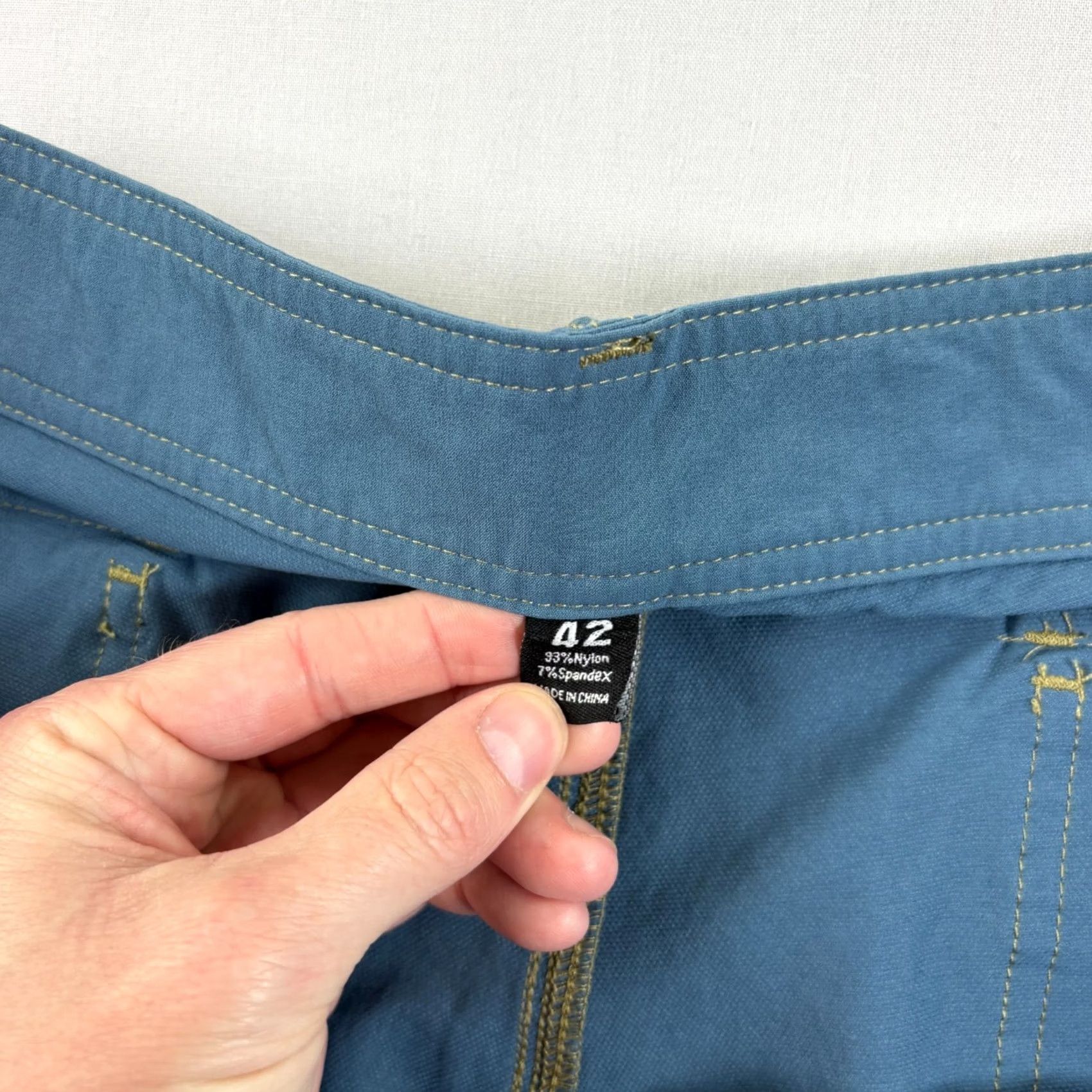 Vintage AFTCO Shorts Cargo Mens 42 Blue Nylon Stretch Regular Inseam 10" Logo Front Solid Ships? Size US 42 / EU 58 - 4 Thumbnail