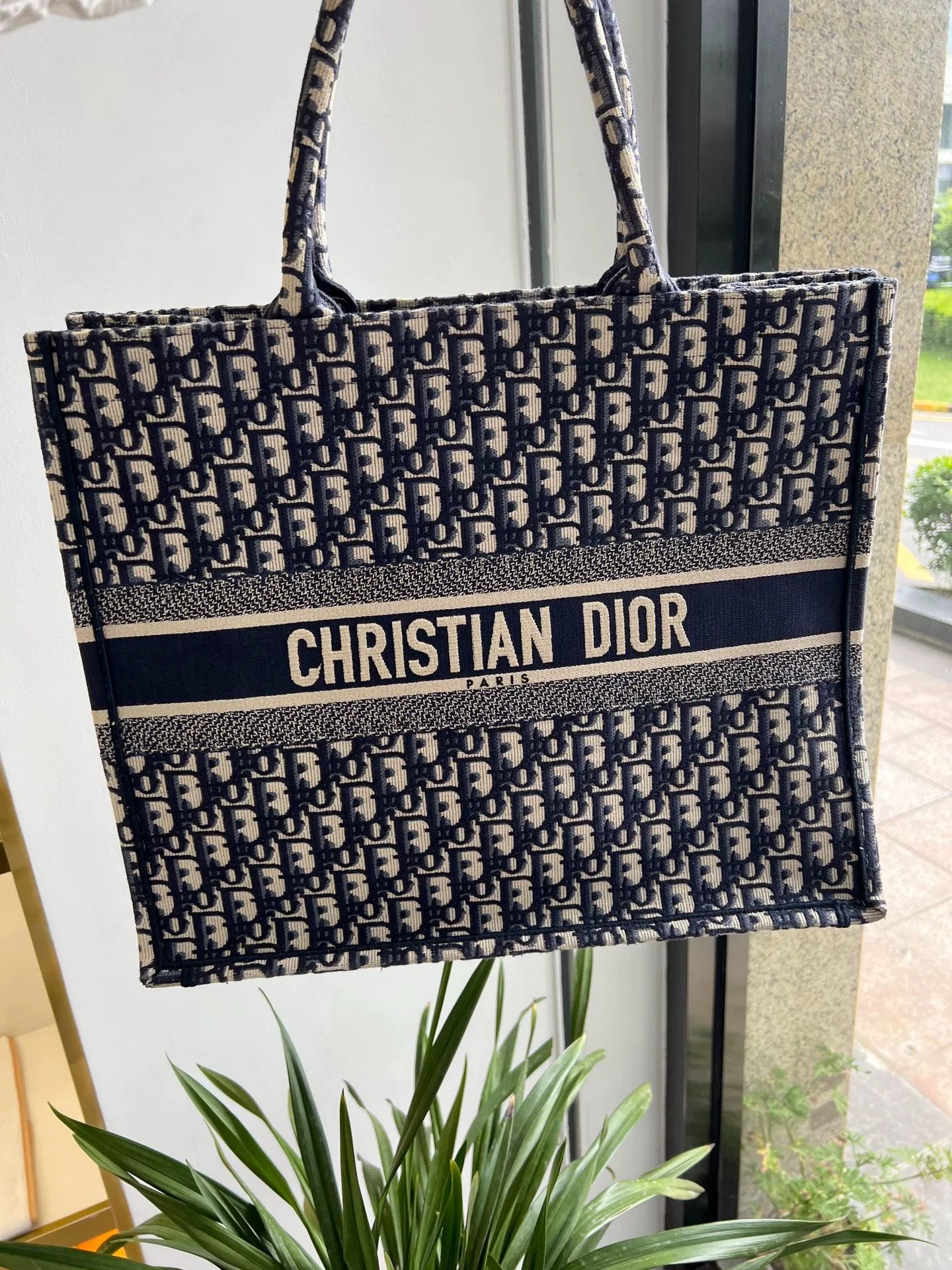 Dior Pre-loved Bag Very good condition Size ONE SIZE - 1 Thumbnail