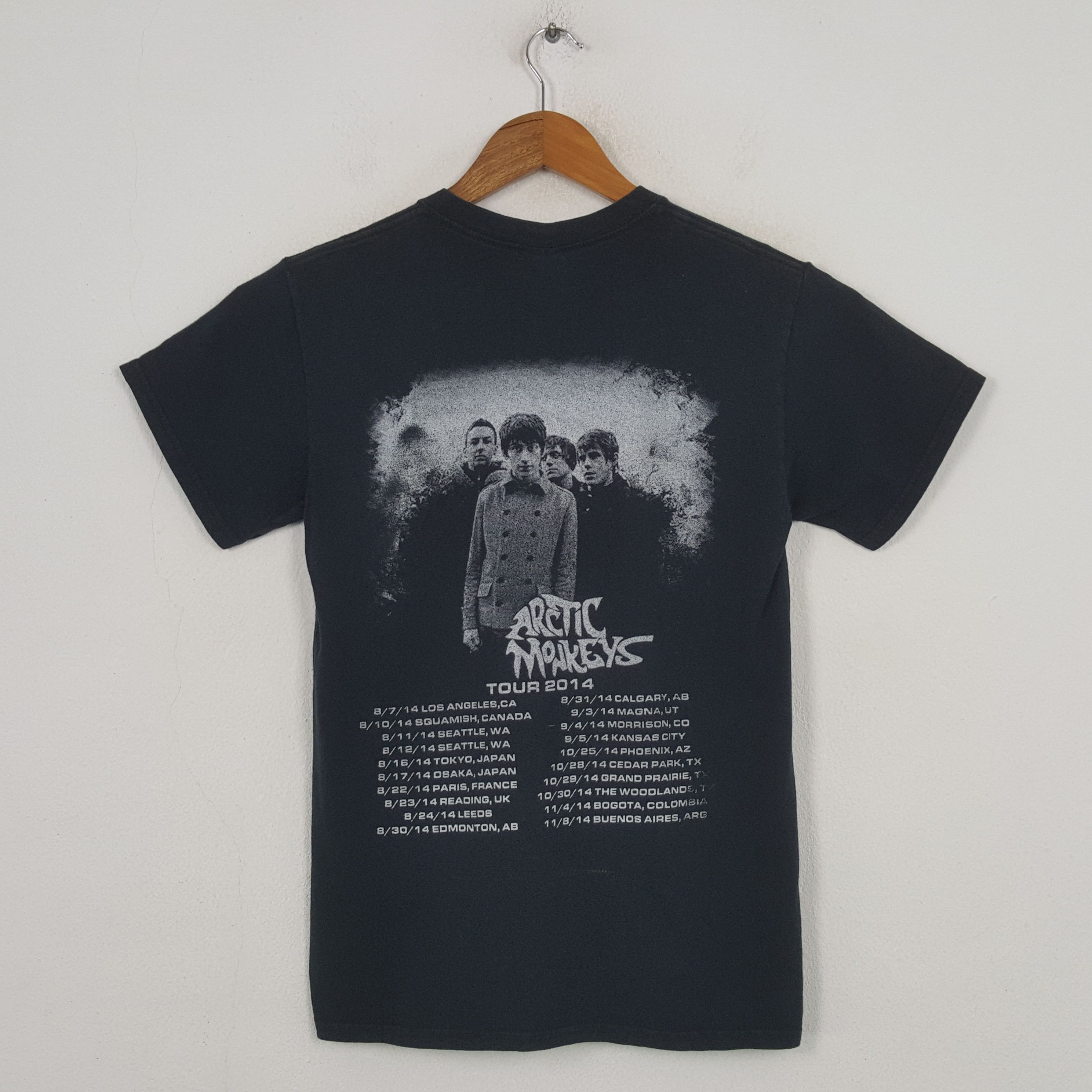 Band Tees Vintage Artic Monkeys English Rock Band T-shirt RR4 Size US S / EU 44-46 / 1 - 3 Thumbnail