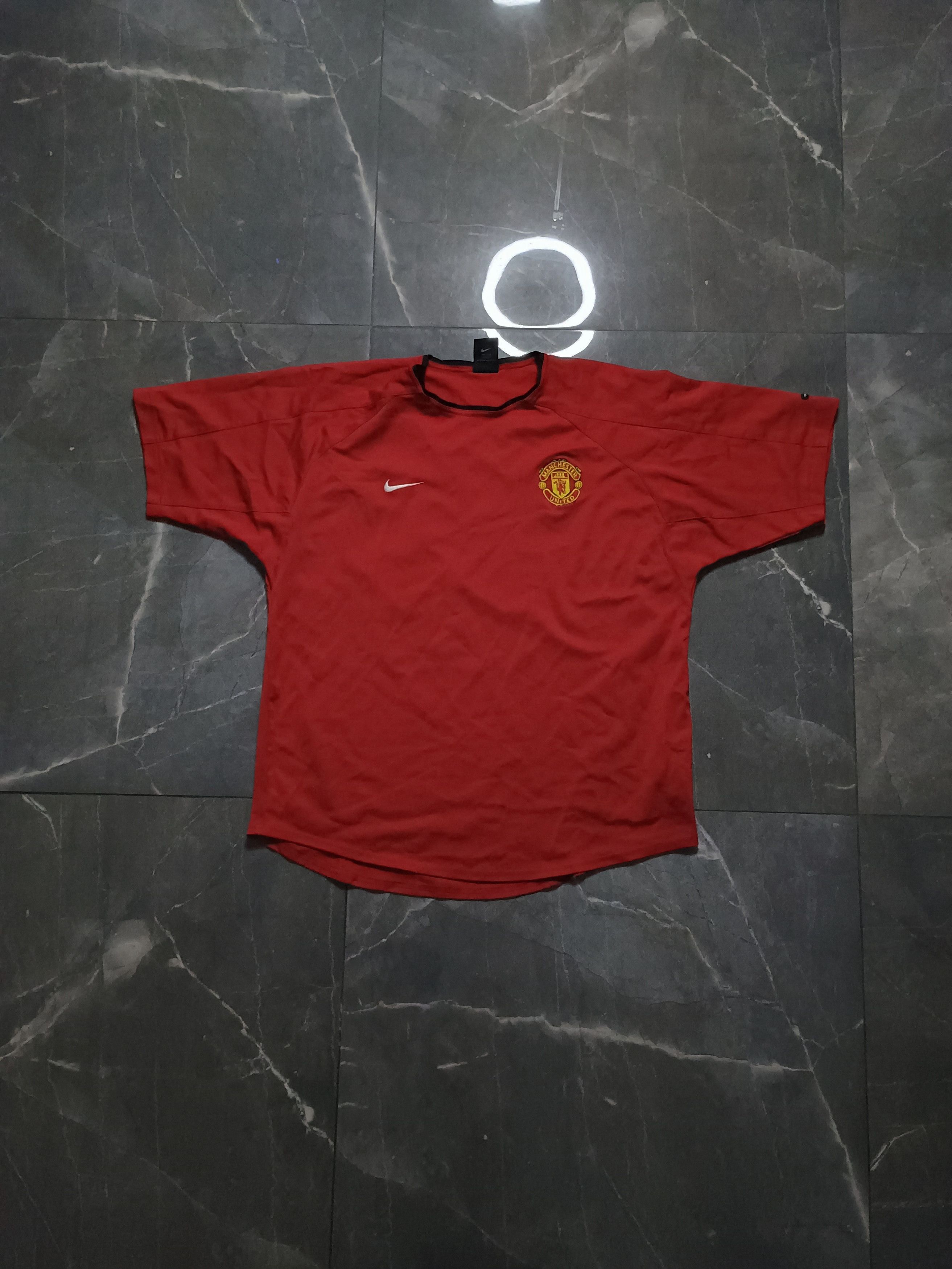 Nike Manchester United Nike Vintage Y2k Football Shirt Size US L / EU 52-54 / 3 - 1 Thumbnail