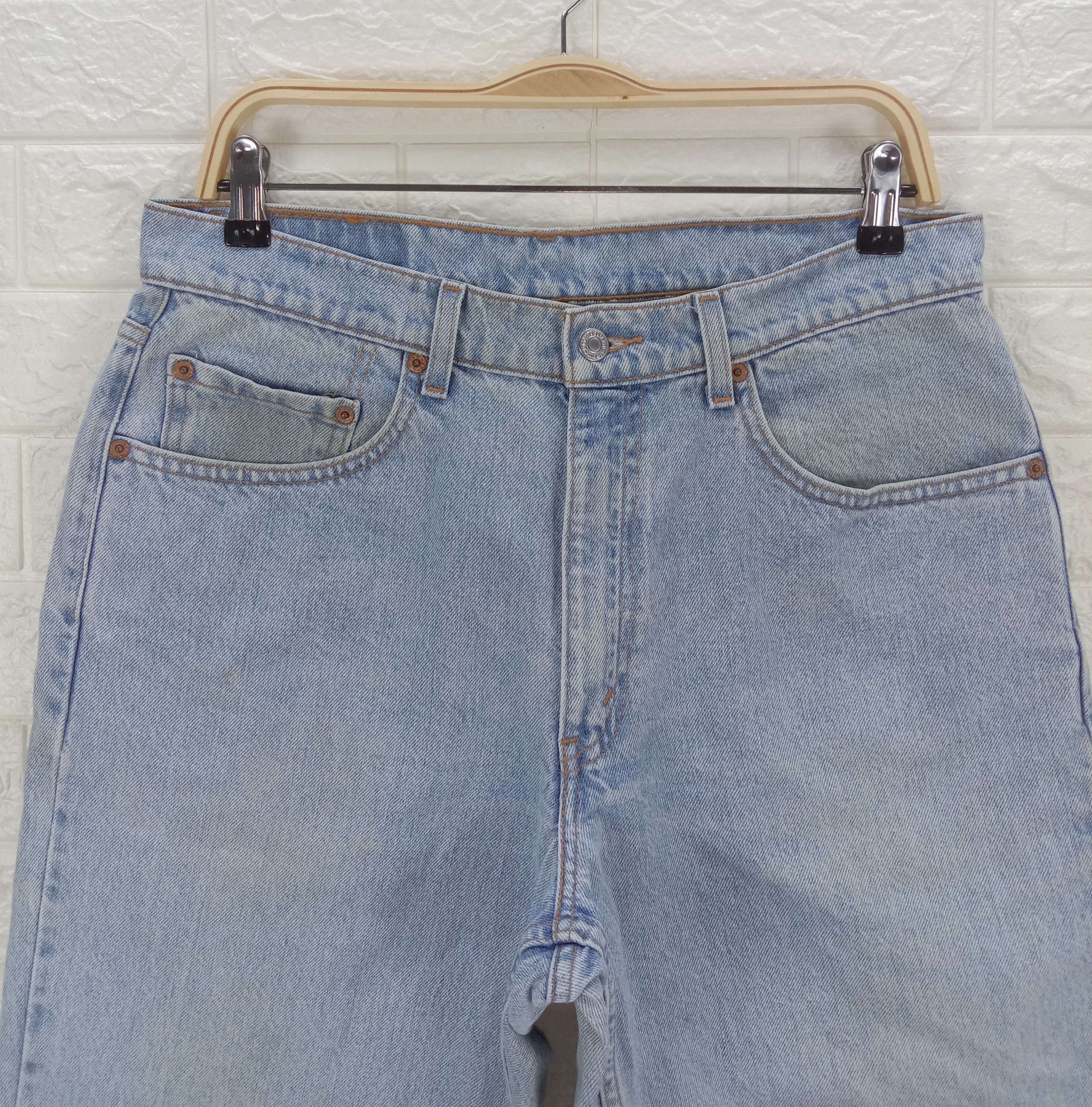 Levi's Vintage 90s Levi's 550 Jeans Relaxed Fit Light Wash Denim Size US 33 - 2 Thumbnail