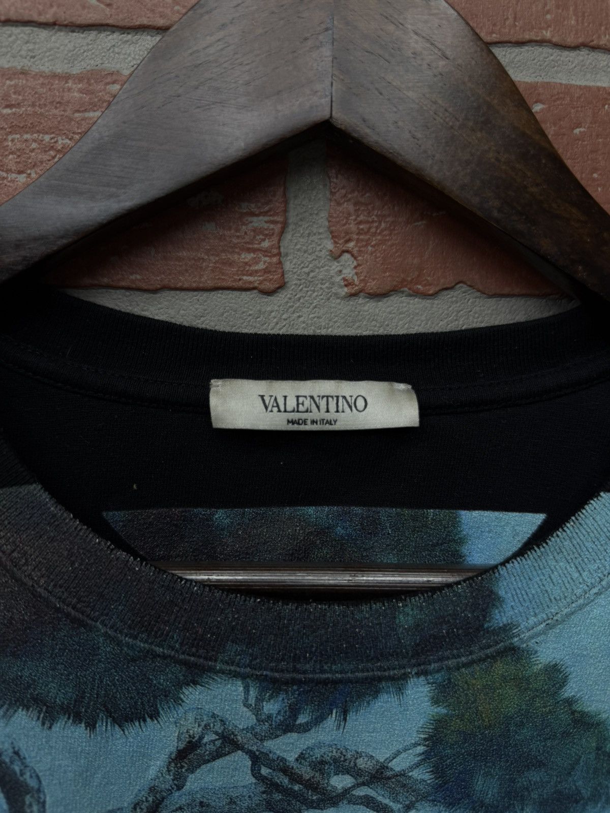 Valentino Valentino Dress Tee Dragon Logo Men’s Size Small Size US S / EU 44-46 / 1 - 13 Thumbnail