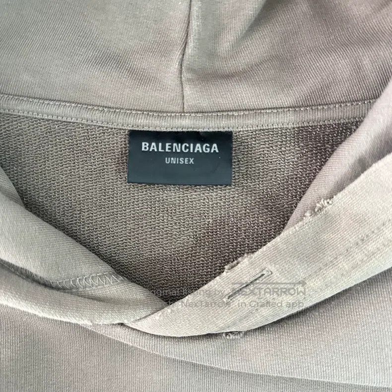 Balenciaga Balenciaga Khaki Beige Destroyed Letter Logo Printed Hoode Size US S / EU 44-46 / 1 - 4 Thumbnail