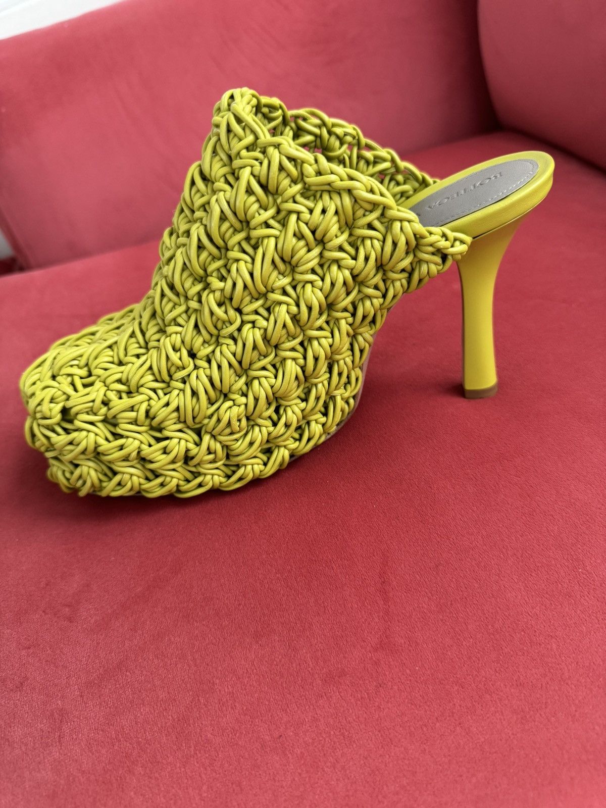 Bottega Veneta Bottega Veneta yellow macrame style, size 35.5 It Size US 5.5 / IT 35.5 - 9 Thumbnail