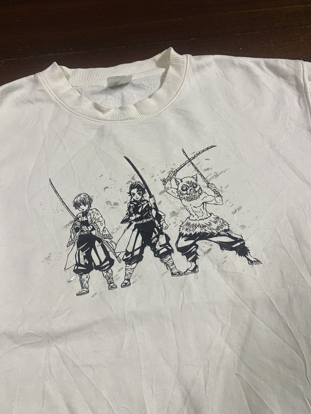 Anime RARE Kimetsu No Yaiba sweatshirt Size US M / EU 48-50 / 2 - 7 Thumbnail