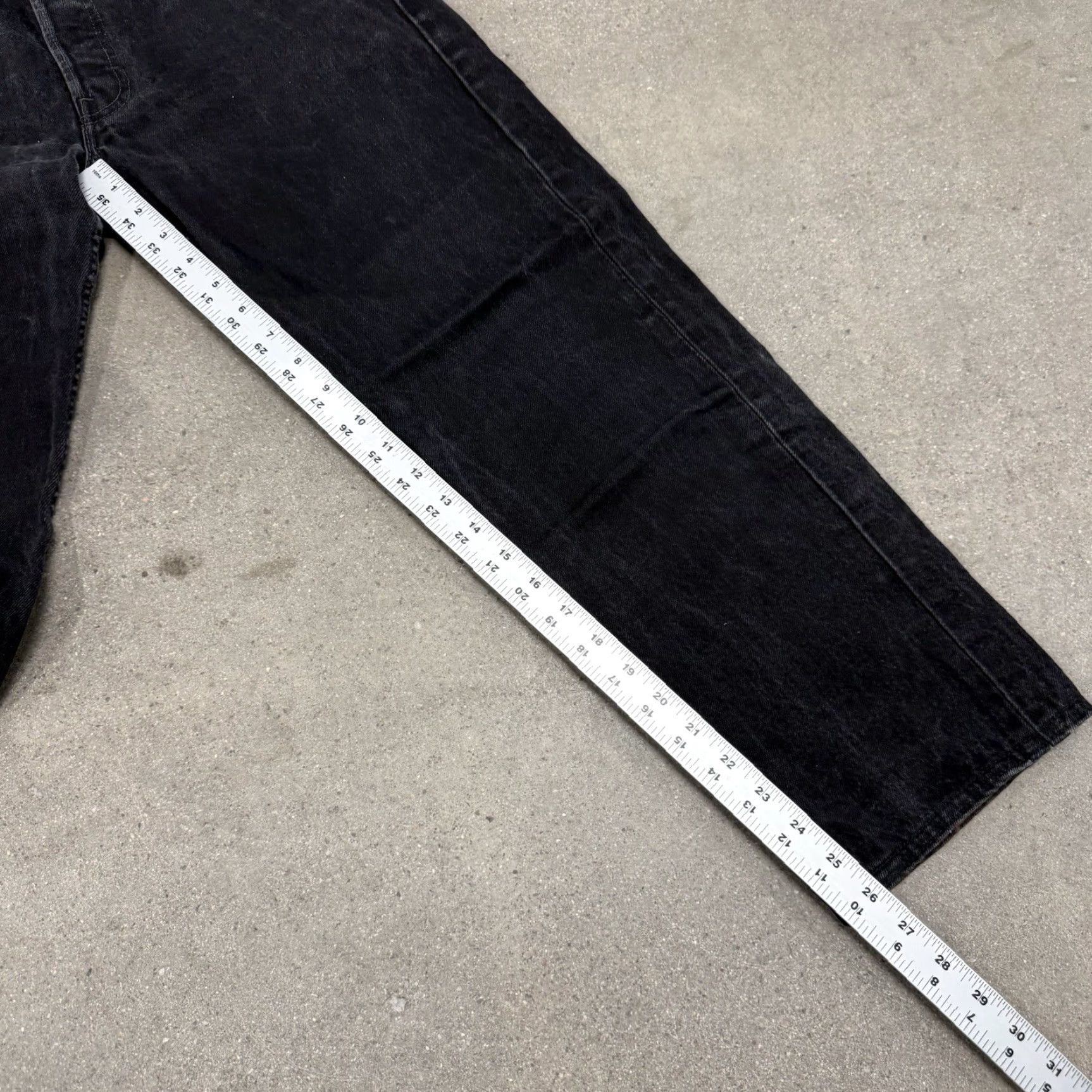 VINTAGE Levi's 501 Denim Jeans Black 30x30 Button Fly Made in USA 90s Womens Ankle 28 Regular Size