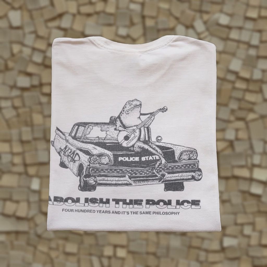 Gildan VINTAGE GILDAN T-SHIRT Graphic White XL Retro Police State No Justice No Peace VTG Y2K Year 1990s Mens Short Sleeve Crew Neck Cotton Vintage Shirt Size US XL / EU 56 / 4 - 1 Thumbnail