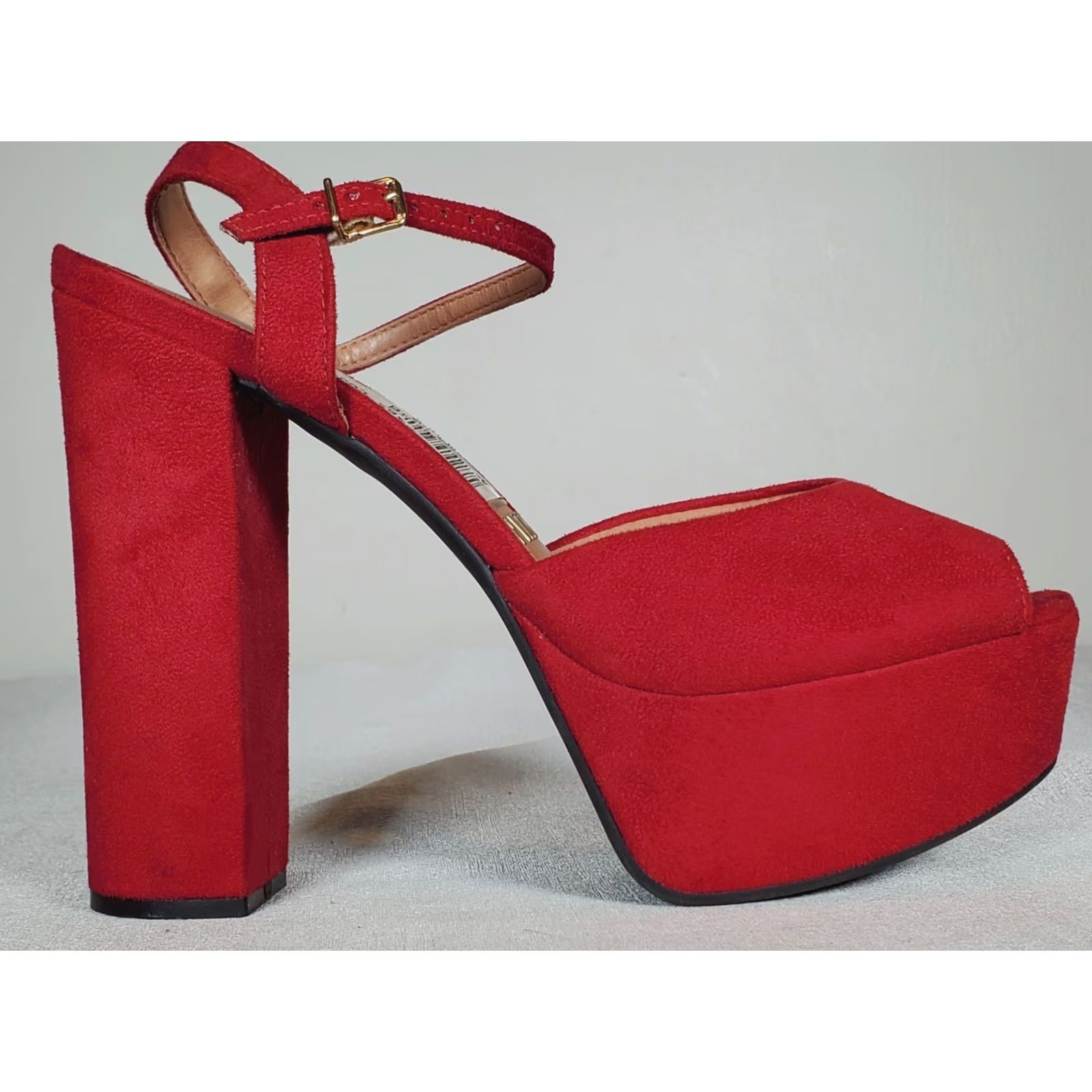 Vintage Vizzano Red Suede Camurca Flex High Heel Platform Pumps Women's US 7 Size US 7 / IT 37 - 4 Thumbnail