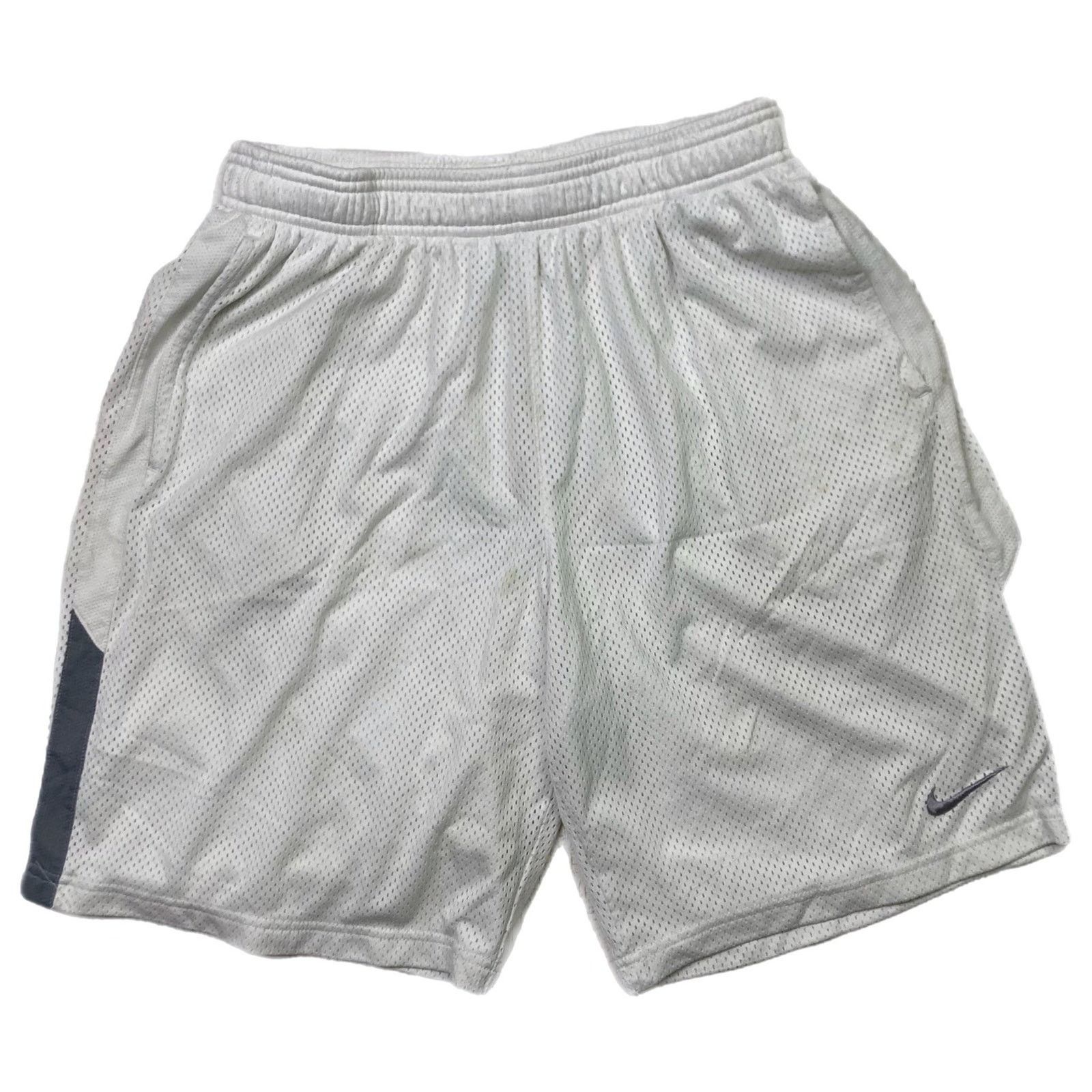 Nike Nike Athletic Gym Shorts Size US 32 / EU 48 - 1 Thumbnail
