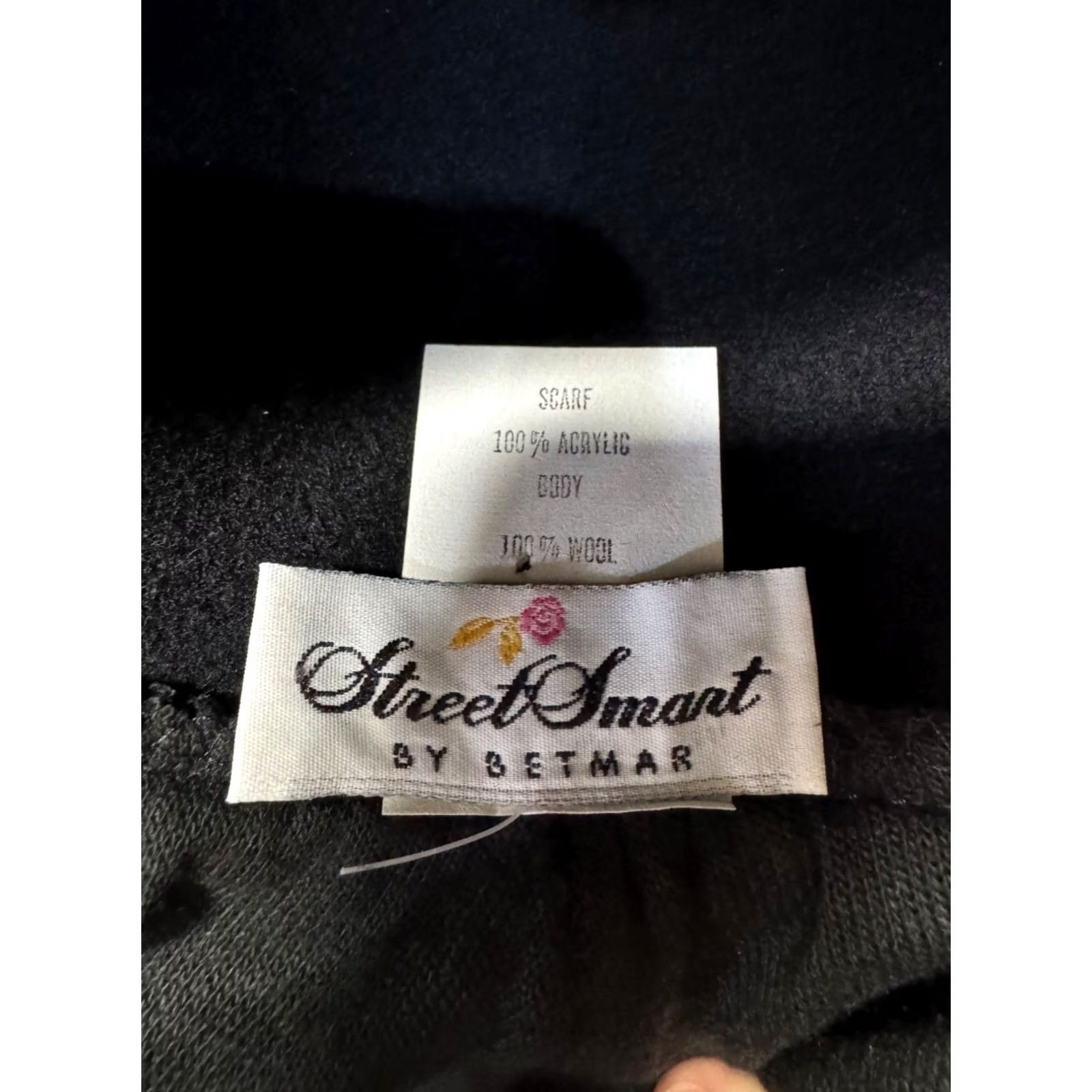 Vintage VINTAGE Street Smart Betmar Black Wool Hat With Scarf Accent Ladies Womens One Size Black Wool Hat Size ONE SIZE - 5 Thumbnail