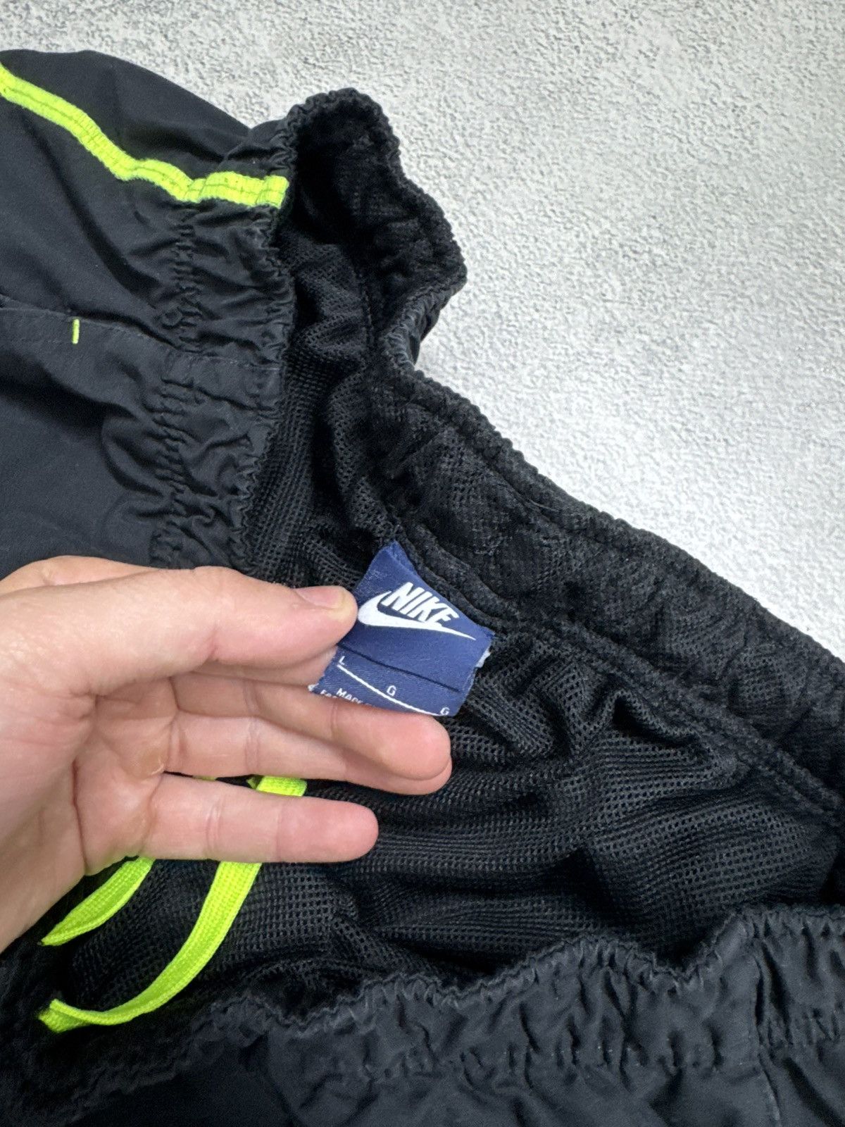 Nike Vintage Y2K Nike Nylon Pants 00’s Size US 34 / EU 50 - 8 Thumbnail