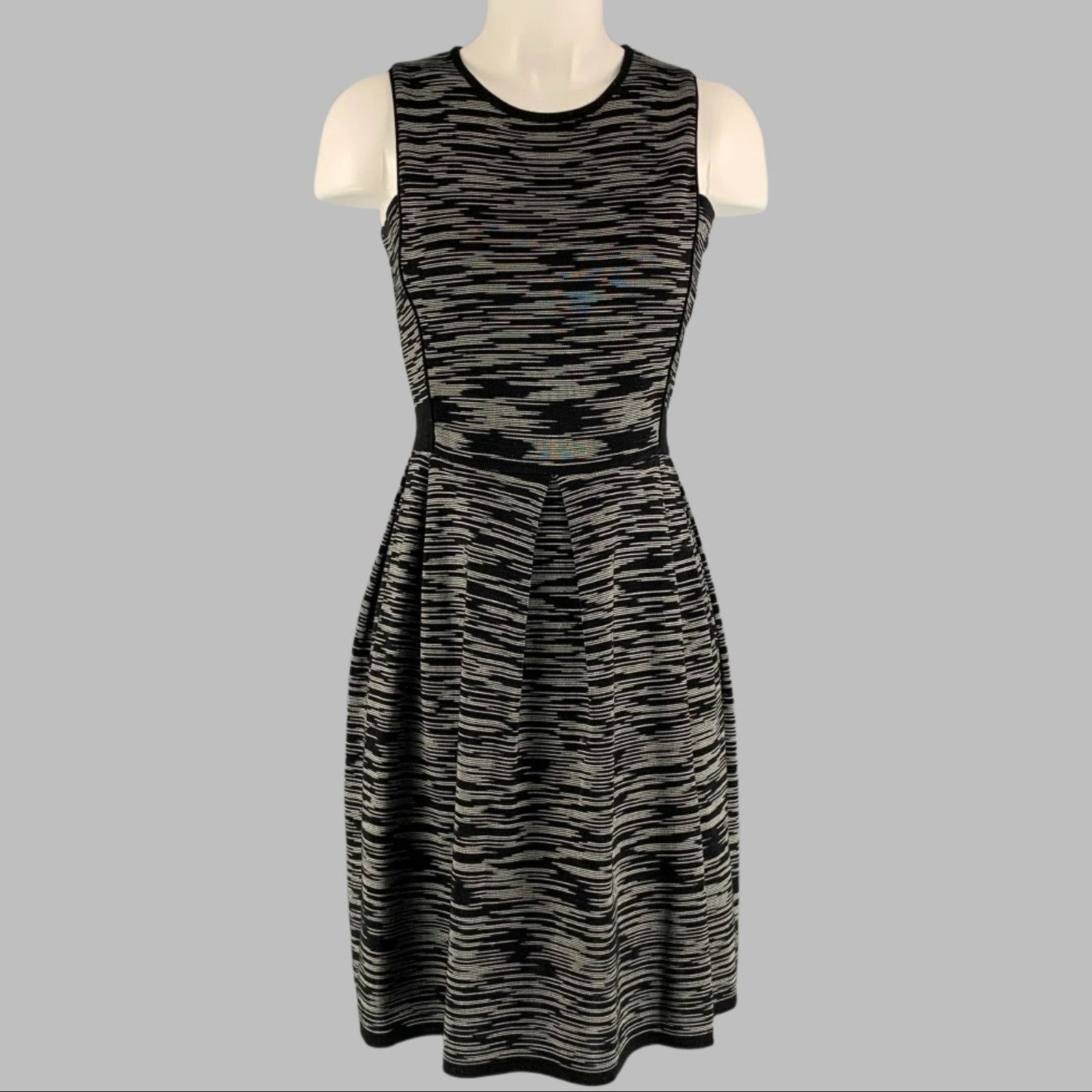 Other M MISSONI Size 4 Black White Knit A-Line Dress Size S / US 4 / IT 40 - 1 Thumbnail