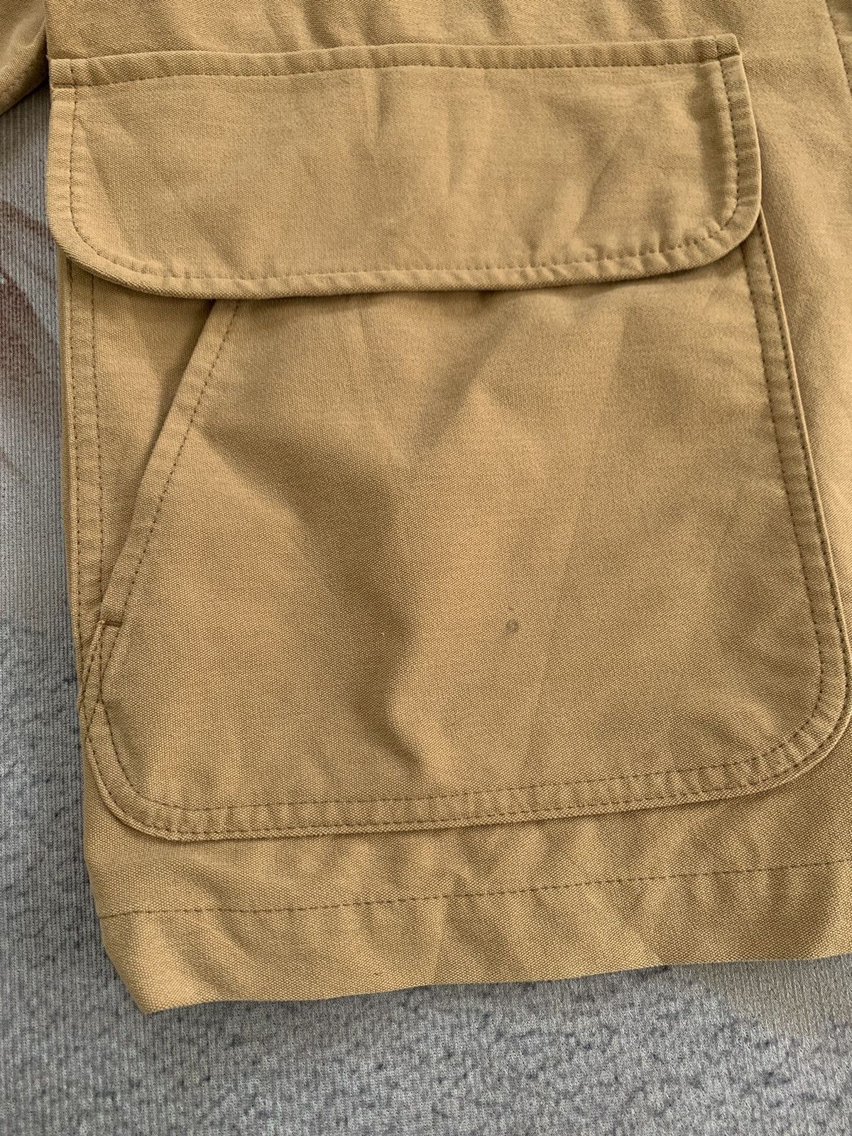 Uniqlo Uniqlo Outdoor Jacket Like Carhartt Style Size US XL / EU 56 / 4 - 5 Thumbnail