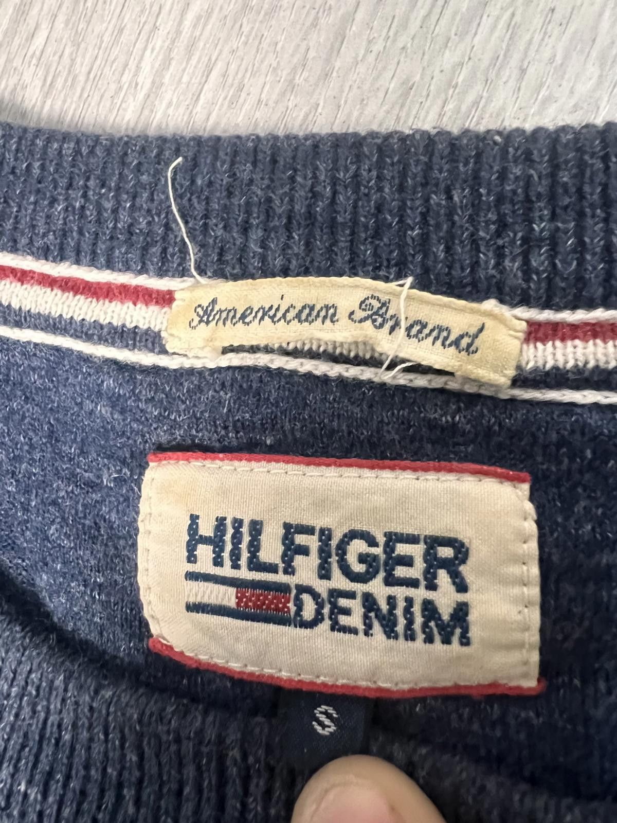 Designer Vintage Tommy Hilfiger Denim Navy Crewneck Sweatshirt Size ONE SIZE - 5 Thumbnail