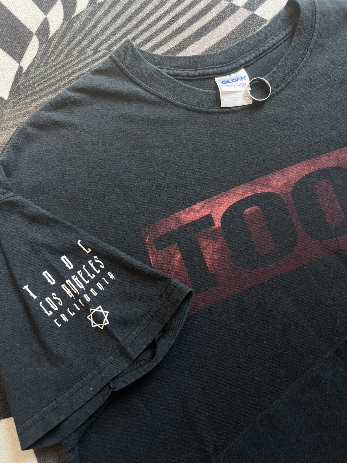 Band Tees Vintage TOOL Band Los Angeles California 2006’s Tshirt Size US XL / EU 56 / 4 - 8 Thumbnail