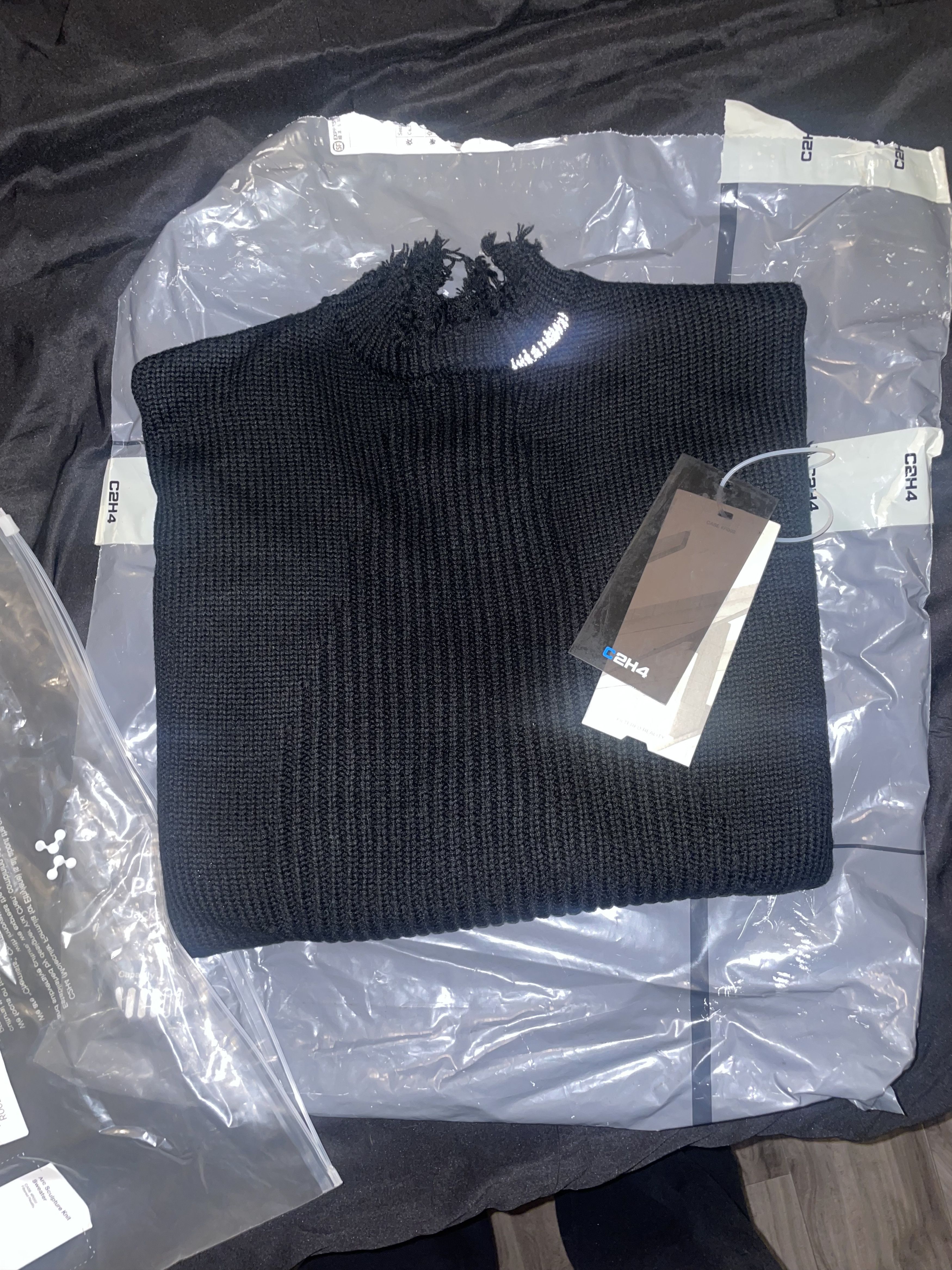 C2H4 C2H4 Arc Sculpture Knit Sweater Size US S / EU 44-46 / 1 - 7 Thumbnail