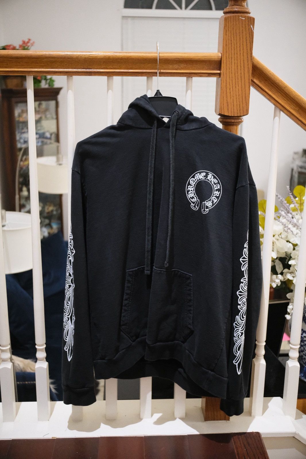 在庫少◆送料込♪【Chrome Hearts】horseshoe フローラル hoodie Chrome Hearts Horseshoe Floral Sleeve Zip Up Hoodie - SRM