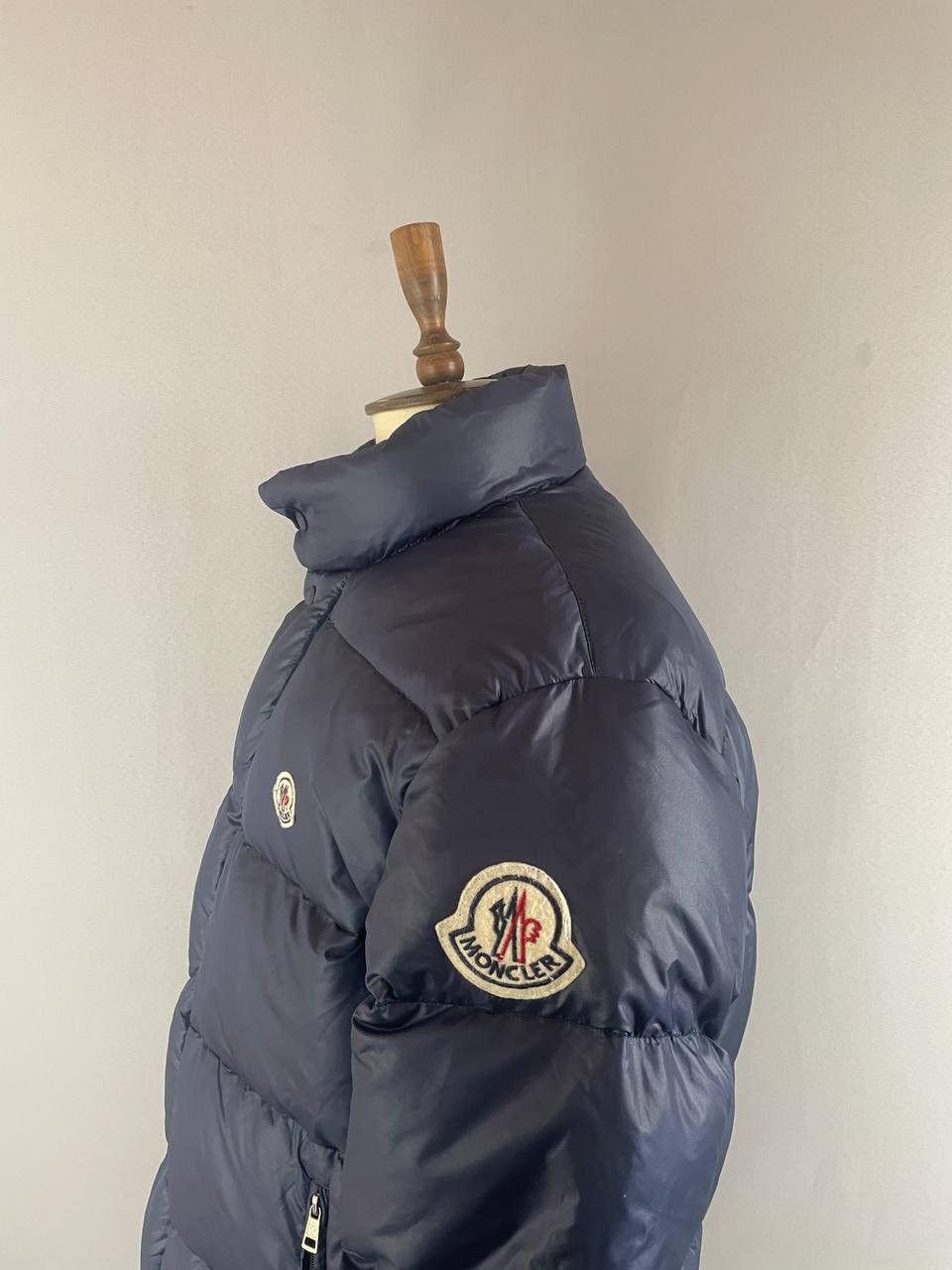 Moncler Moncler Grenoble Vintage Down Jacket Navy 1990s Size US L / EU 52-54 / 3 - 9 Thumbnail