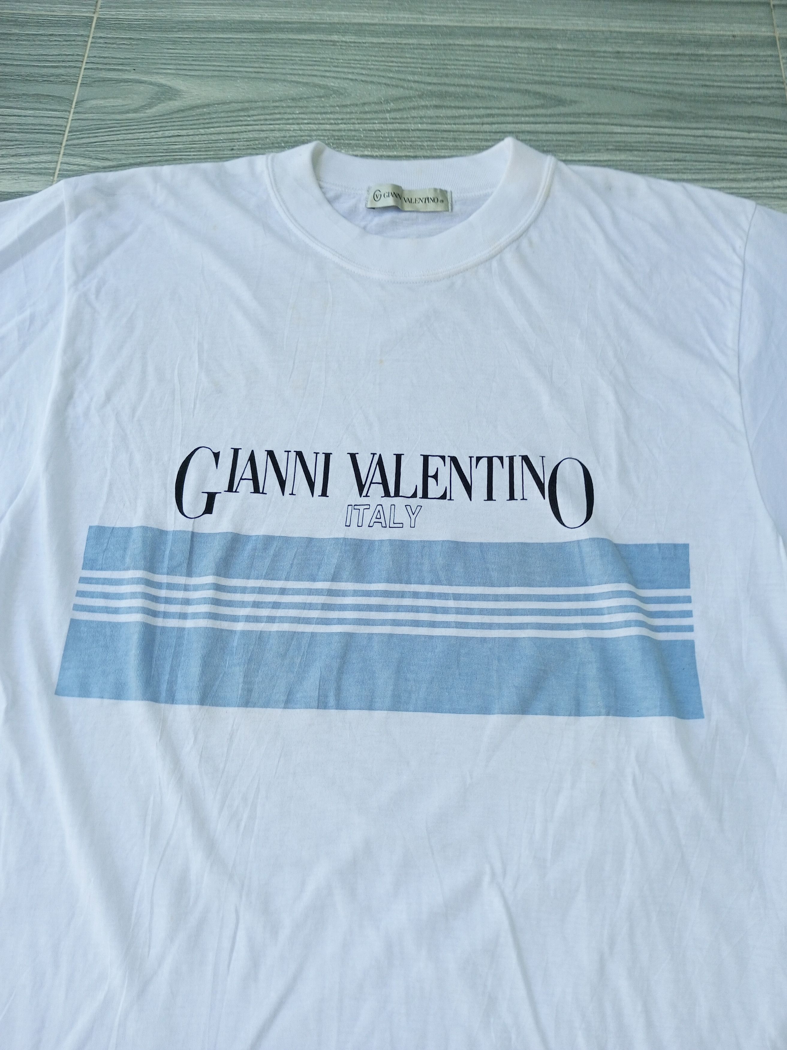 Gianni Valentino × Valentino × Vintage Vintage 90s Designer Gianni Valentino tshirt Size US M / EU 48-50 / 2 - 4 Thumbnail