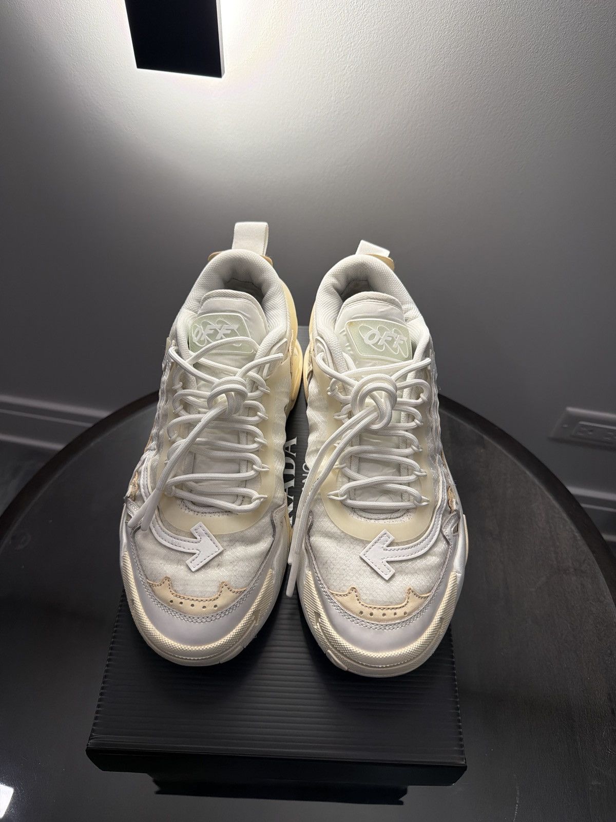 Off-White Off-White ODSY-1000 Cream Arrow – 43/ Size 10Great Condition Size US 10 / EU 43 - 5 Thumbnail
