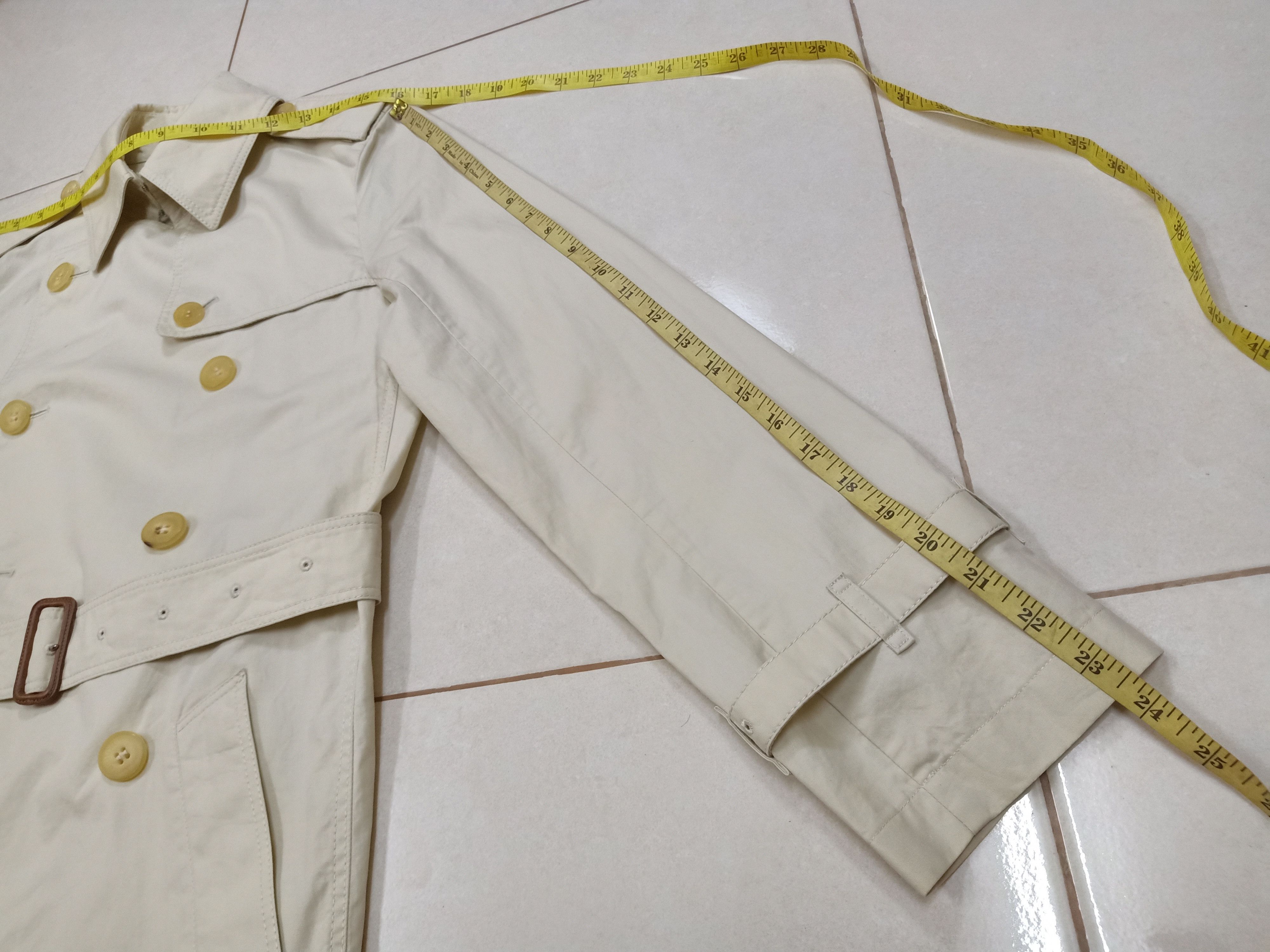Burberry BURBERRY LONDON Beige Color Button Long Coats Parka Size US S / EU 44-46 / 1 - 14 Thumbnail