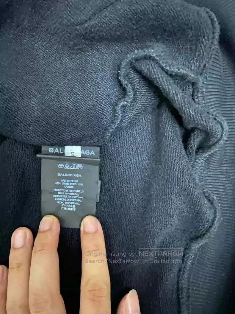 Balenciaga Balenciaga Small Logo Zipper Hoodie. Size US S / EU 44-46 / 1 - 6 Thumbnail