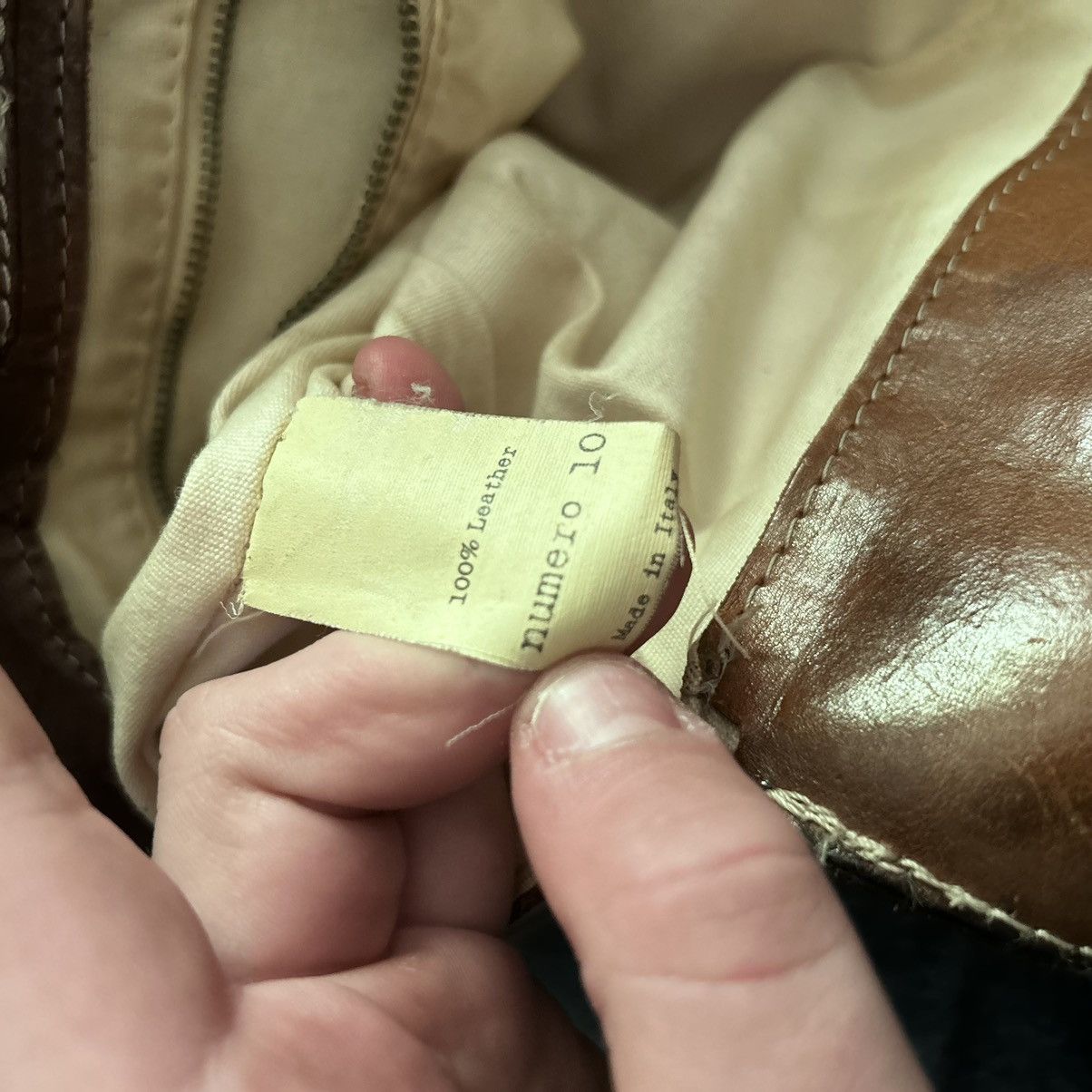 Designer × numero 10 Numero 10 Made in Italy Garment Dyed Paint Leather Hand Bag Size ONE SIZE - 13 Thumbnail