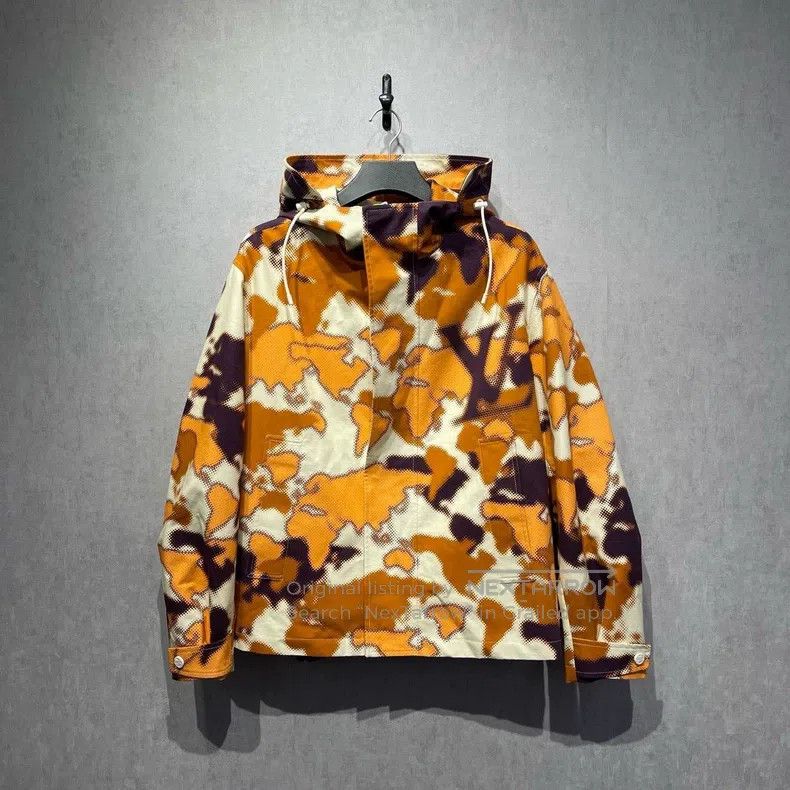 Louis Vuitton Louis Vuitton Map Print Hooded Jacket Size US M / EU 48-50 / 2 - 1 Thumbnail